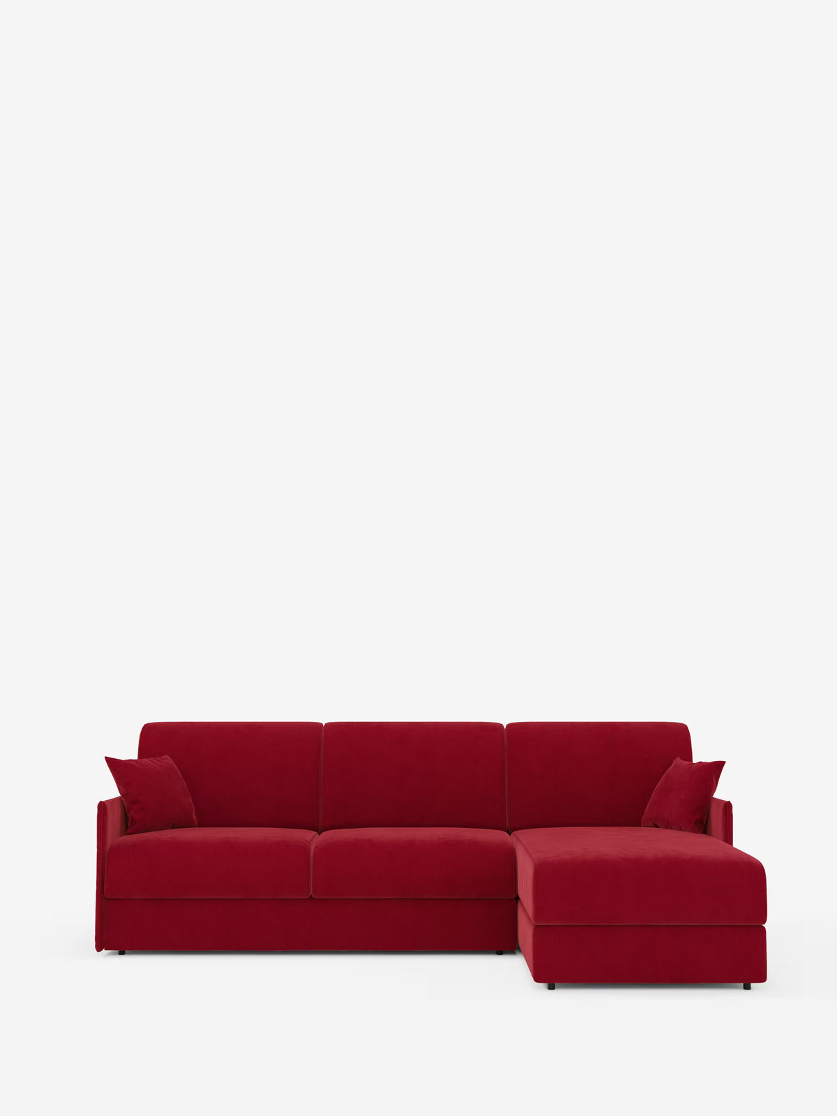 Il divano letto angolare con penisola contenitore Evans di Divani.Store è un moderno divano componibile a L di colore rosso intenso, caratterizzato da un design compatto in tessuto T23 antimacchia dalle linee pulite. Comprende una chaise longue sul lato destro con un pratico vano contenitore (penisola contenitore), schienali bassi, due cuscini coordinati e gambe corte, il tutto raffigurato su uno sfondo bianco a tinta unita.