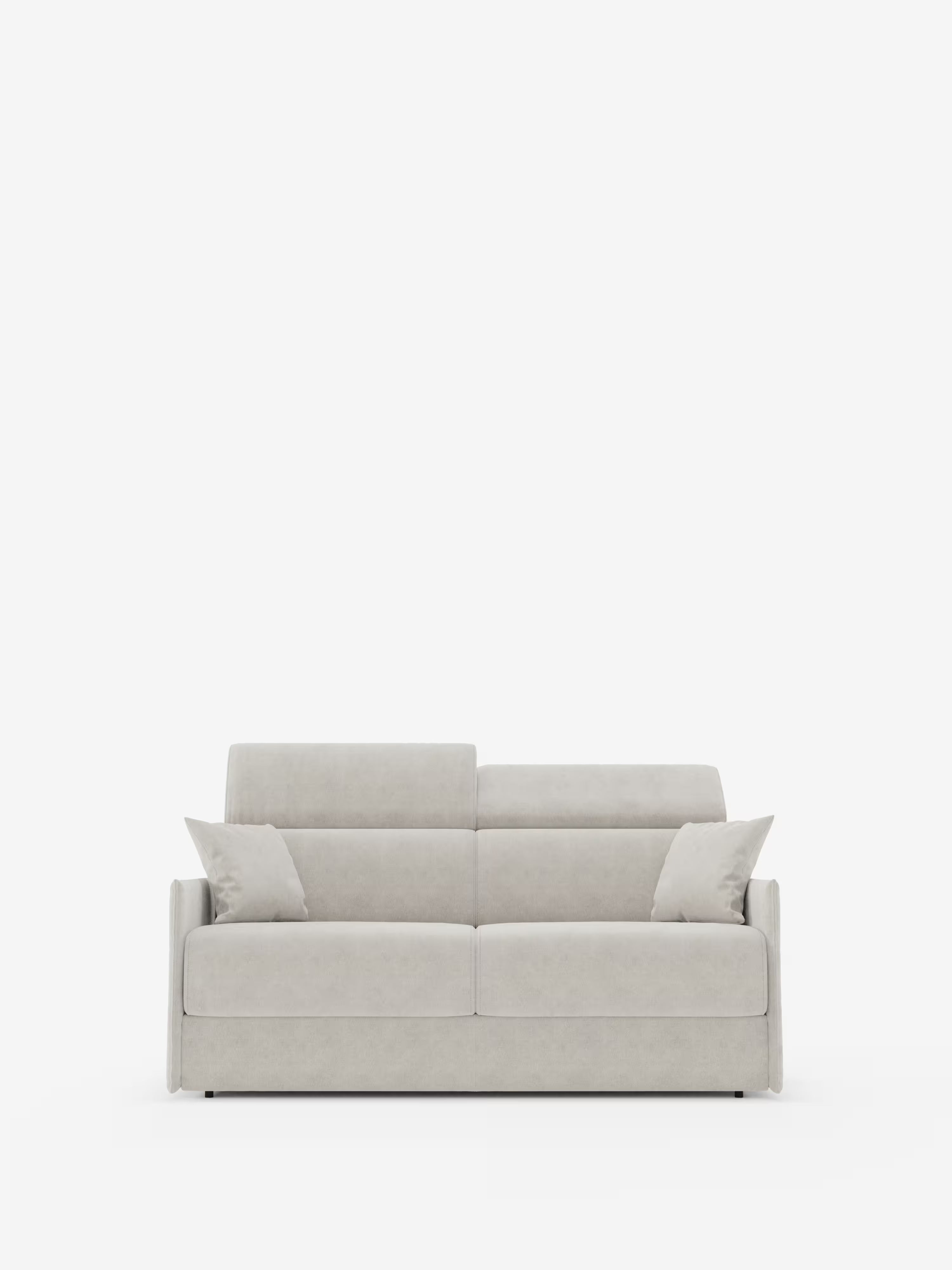 Un divano letto Miryam grigio chiaro di Divani.Store, caratterizzato da un design moderno a due posti con braccioli dritti e una silhouette compatta e minimalista in stile minimal contemporaneo. Il divano, rivestito in morbido tessuto T31 resistente alle macchie, è dotato di poggiatesta regolabili per il massimo comfort. Due cuscini quadrati coordinati sono posizionati alle due estremità. Le linee pulite e lo stile contemporaneo risaltano sullo sfondo bianco a tinta unita.