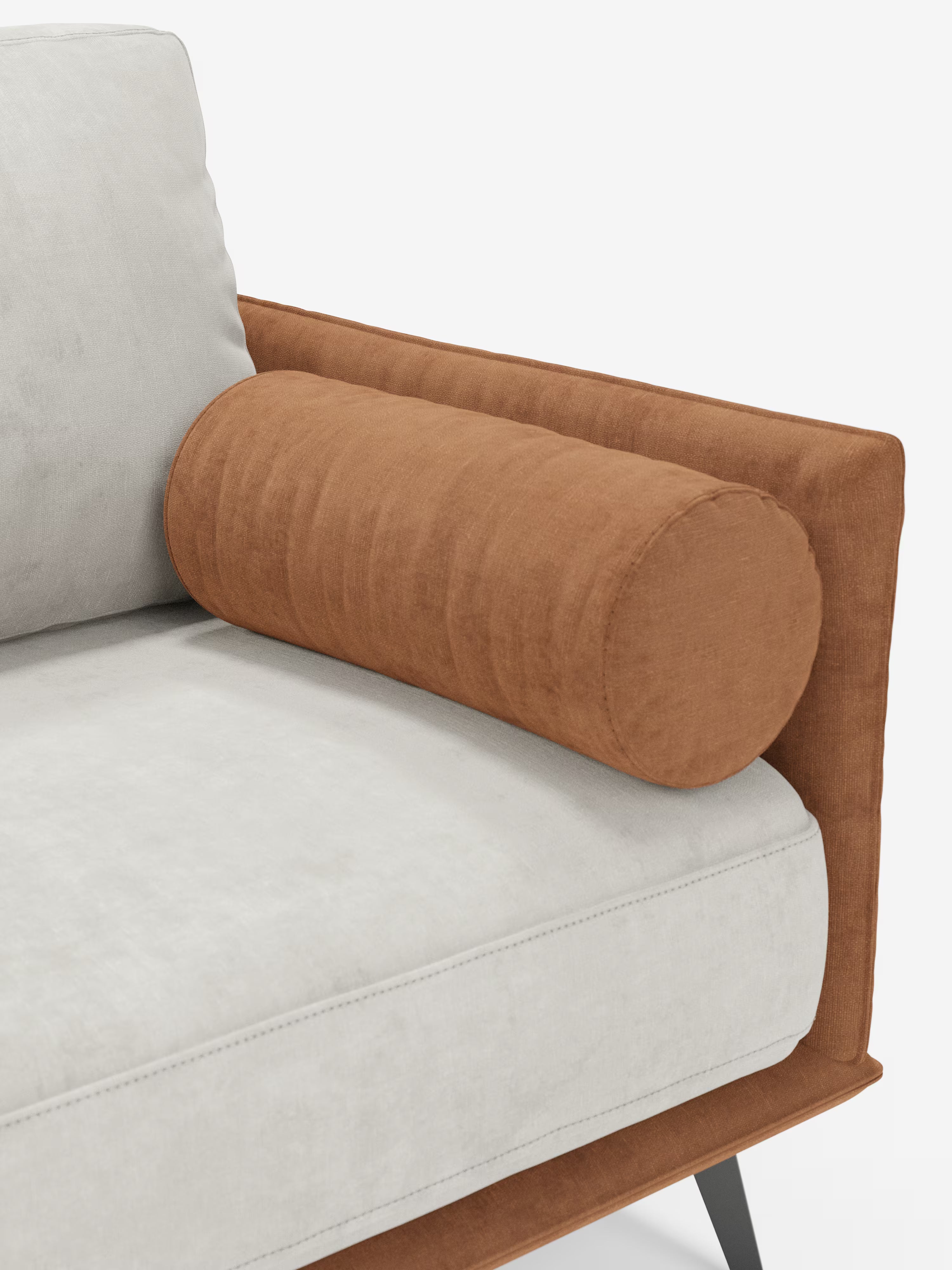 Vi presentiamo il Basalto Divano lineare a 2 o 3 posti bicolore di Divani.Store, un divano moderno caratterizzato da un unico cuscino di seduta e schienale color beige chiaro, realizzato in tessuto T31 facile da pulire. Il lato sinistro presenta un bracciolo rivestito in tessuto color ruggine con un cuscino cilindrico abbinato. La base in metallo nero angolare ne esalta il design contemporaneo, rendendo questo divano moderno elegante e funzionale.