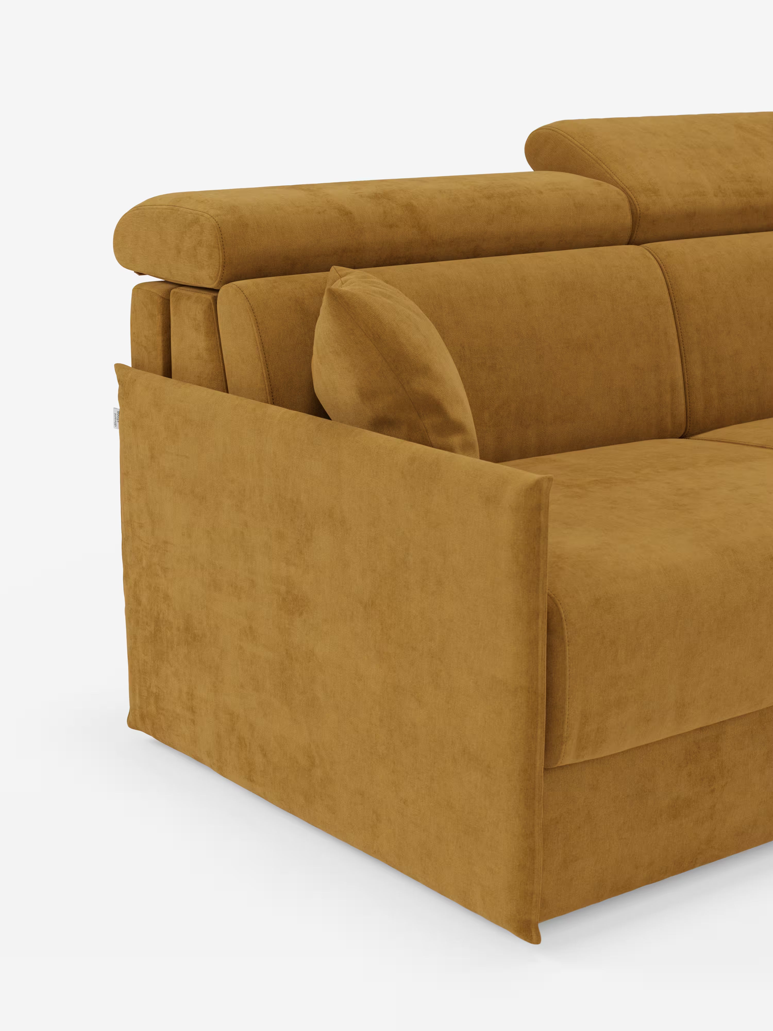 Il divano letto Miryam con poggiatesta reclinabili e comfort maxi di Divani.Store è un divano contemporaneo dalle dimensioni compatte, in un vivace giallo senape, rivestito in morbido tessuto T31 resistente alle macchie. I morbidi cuscini e i fianchi senza cuciture creano un design elegante e minimalista che risalta sullo sfondo bianco, mettendo in risalto sia la sua texture lussuosa che lo stile moderno.