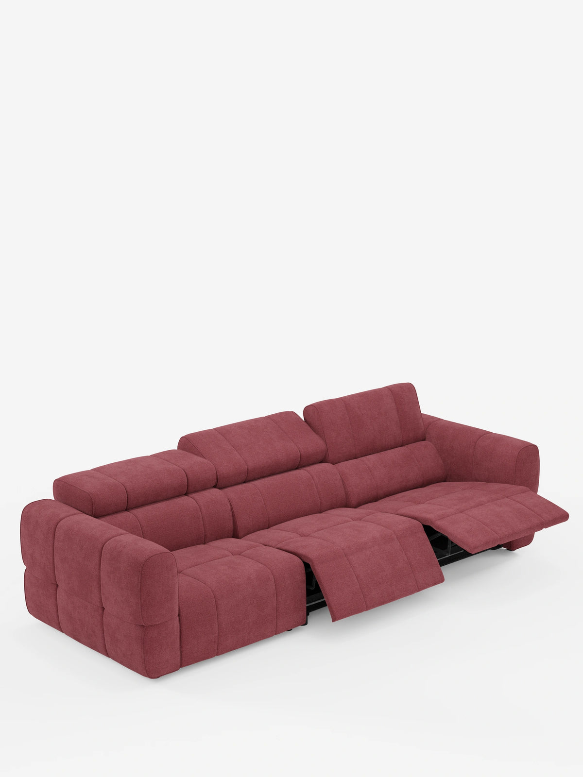 Un divano modulare Giotto a quattro posti con poggiatesta reclinabili e funzione relax elettrica opzionale, rivestito in tessuto smacchiabile T23 rosso scuro testurizzato, è raffigurato su uno sfondo bianco con due sezioni reclinate e poggiatesta regolabili.