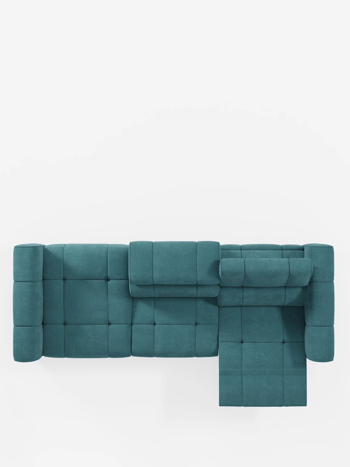 Una vista dall'alto del moderno divano componibile Giotto Divano color verde acqua con terminale aperto - opzione relax elettrico in tessuto smacchiabile T23, caratterizzato da una seduta trapuntata, braccioli squadrati e una chaise longue integrata sul lato destro.