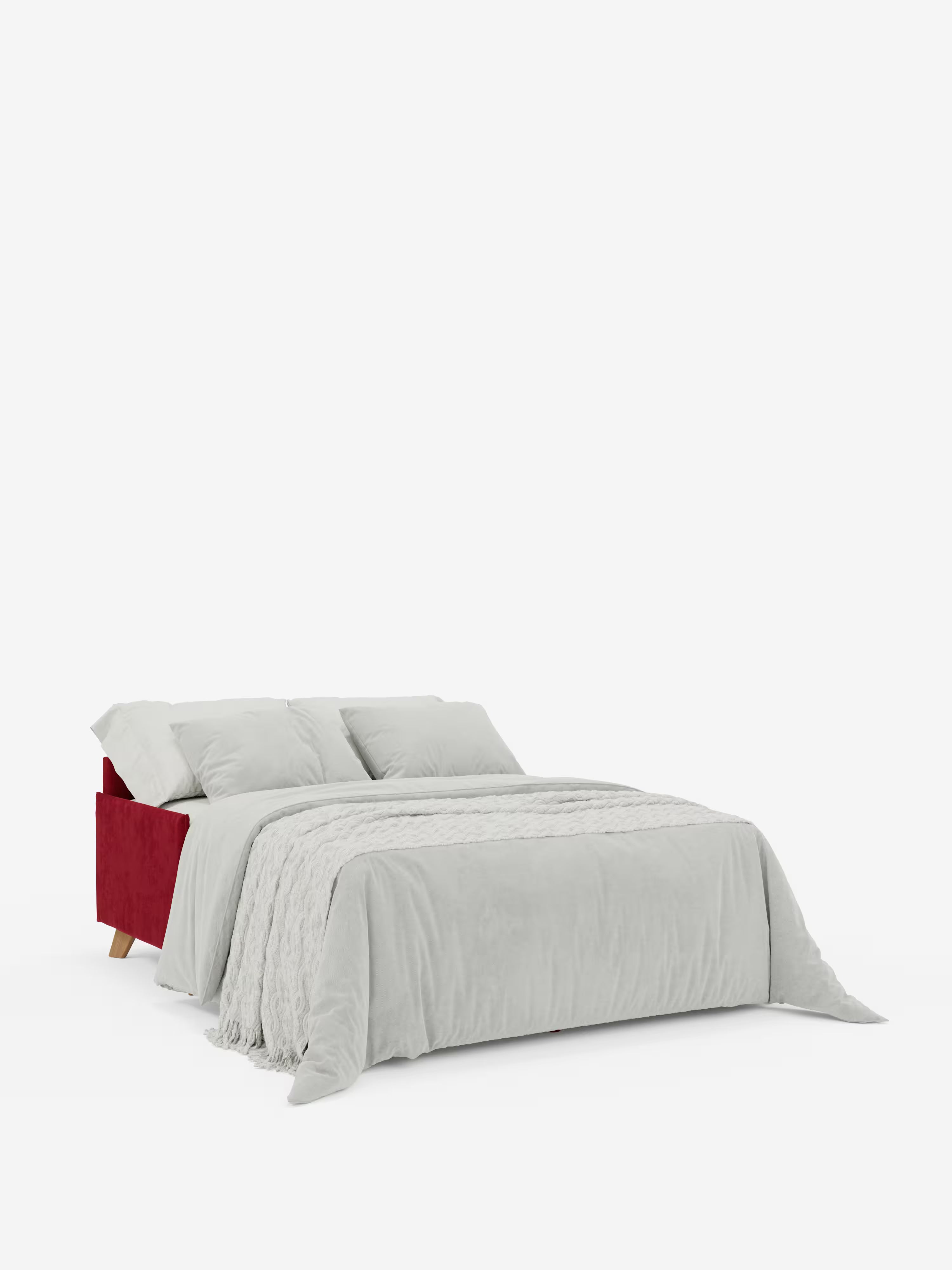Un moderno divano letto matrimoniale Sole dal design compatto di Divani.Store, caratterizzato da schienale e braccioli rivestiti in rosso, che si trasformano in letto. Il letto è rifinito con biancheria da letto grigio chiaro — comprendente un piumone, una coperta e quattro cuscini — il tutto su uno sfondo bianco a tinta unita. Il divano letto è dotato di poggiatesta reclinabili ed è rivestito al 100% con tessuto T23 antimacchia, completamente sfoderabile.