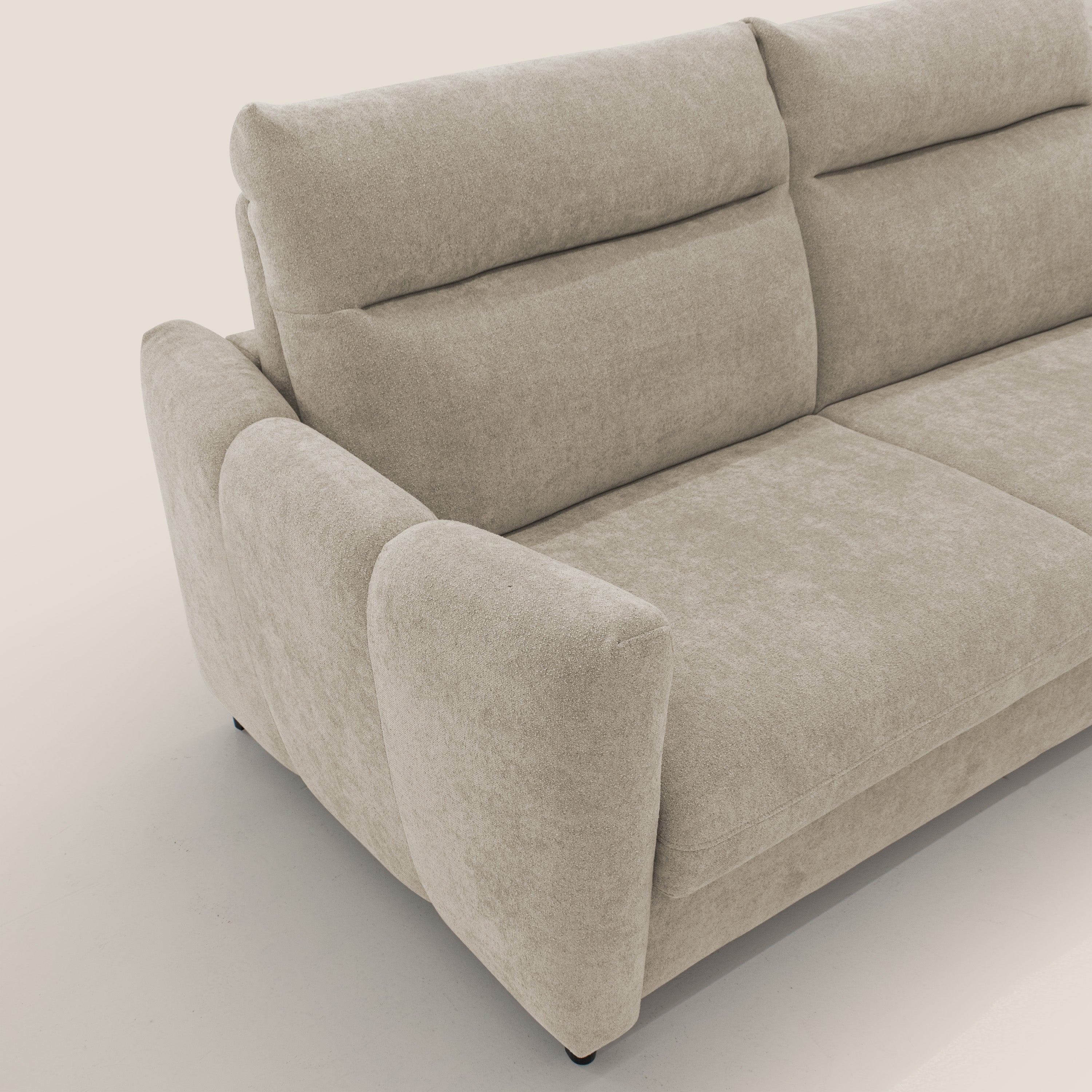 Peonia divano letto scandinavo con materasso H18 cm e morbido e alto schienale in tessuto Bouclé impermeabile T07 beige - divani.store