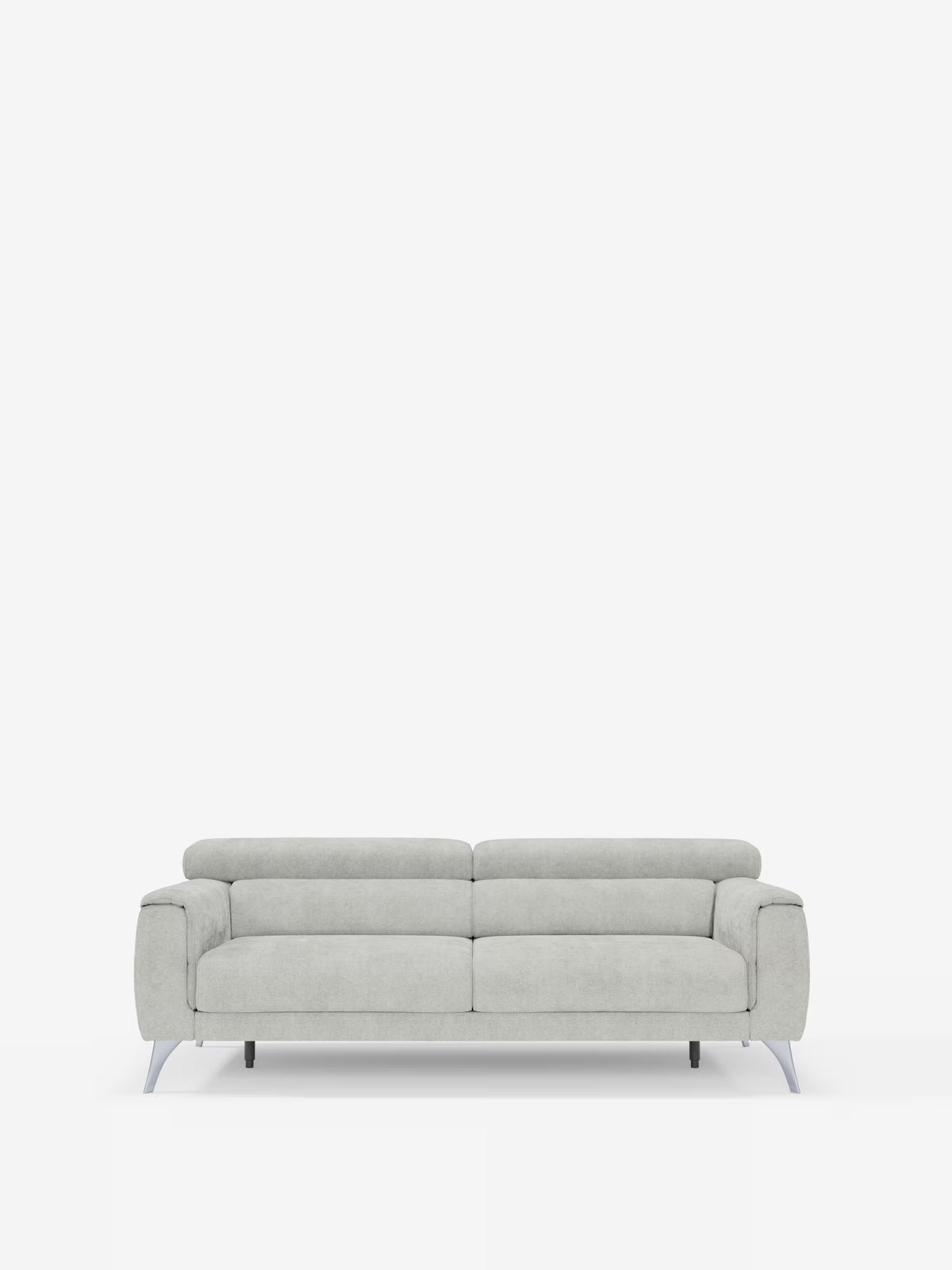 Il divano Caravaggio a 2 e 3 posti di Divani.Store, dotato di sedute estensibili e poggiatesta reclinabili in elegante tessuto T31 resistente alle macchie, si presenta con una silhouette moderna in grigio chiaro dalle linee pulite, uno schienale basso, braccioli imbottiti e quattro sottili gambe in metallo. Su uno sfondo bianco a tinta unita, questo design minimalista e contemporaneo offre stile e comfort, rendendolo perfetto per qualsiasi ambiente moderno.