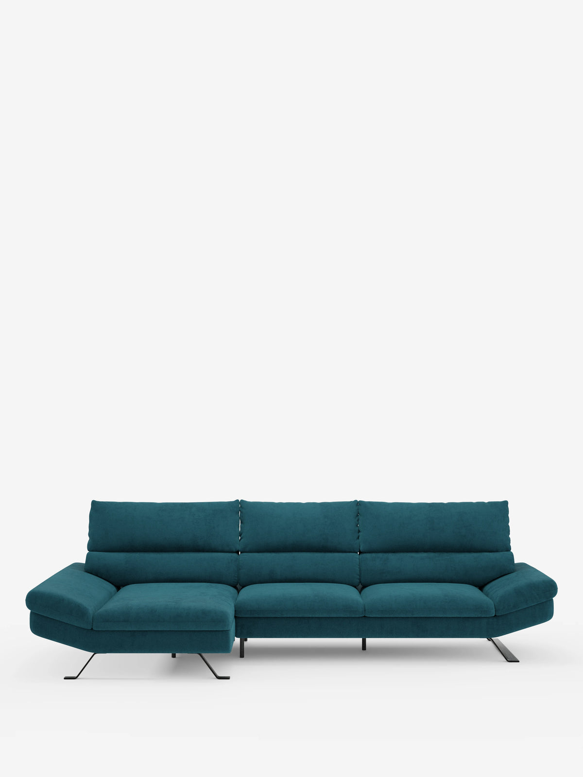Un divano angolare contemporaneo Eclipse color verde acqua con penisola e schienali traslanti in microfibra tecnica smacchiabile T11 di Divani.Store, caratterizzato da schienali bassi con profondità regolabile, gambe sottili in metallo e una chaise longue sul lato sinistro. Su uno sfondo bianco a tinta unita, il design risulta elegante e moderno, con ampi braccioli e imbottitura morbida.