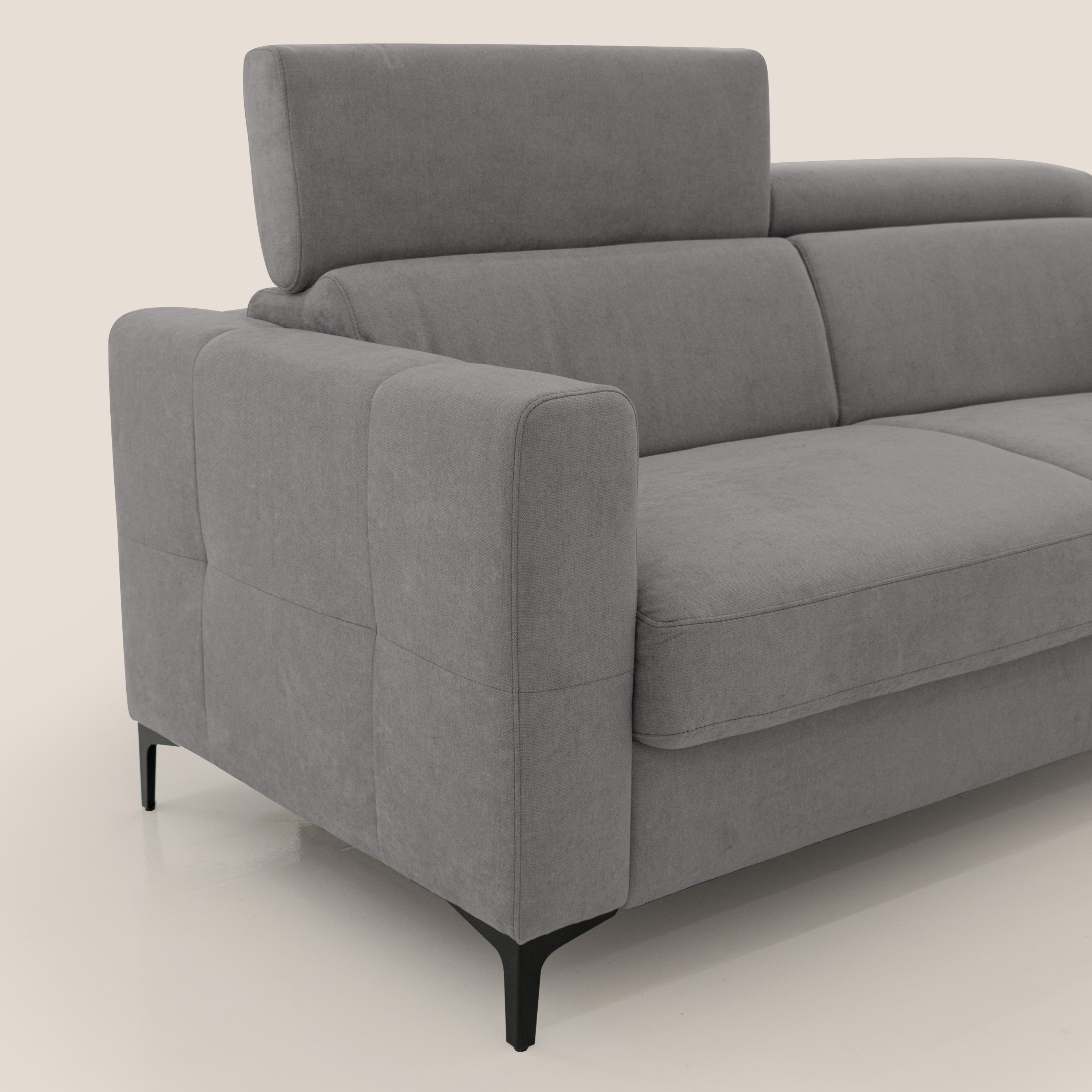 Gardenia divano letto materasso alto 18 cm con poggiatesta reclinabili e rivestimento impermeabile T02 grigio - divani.store