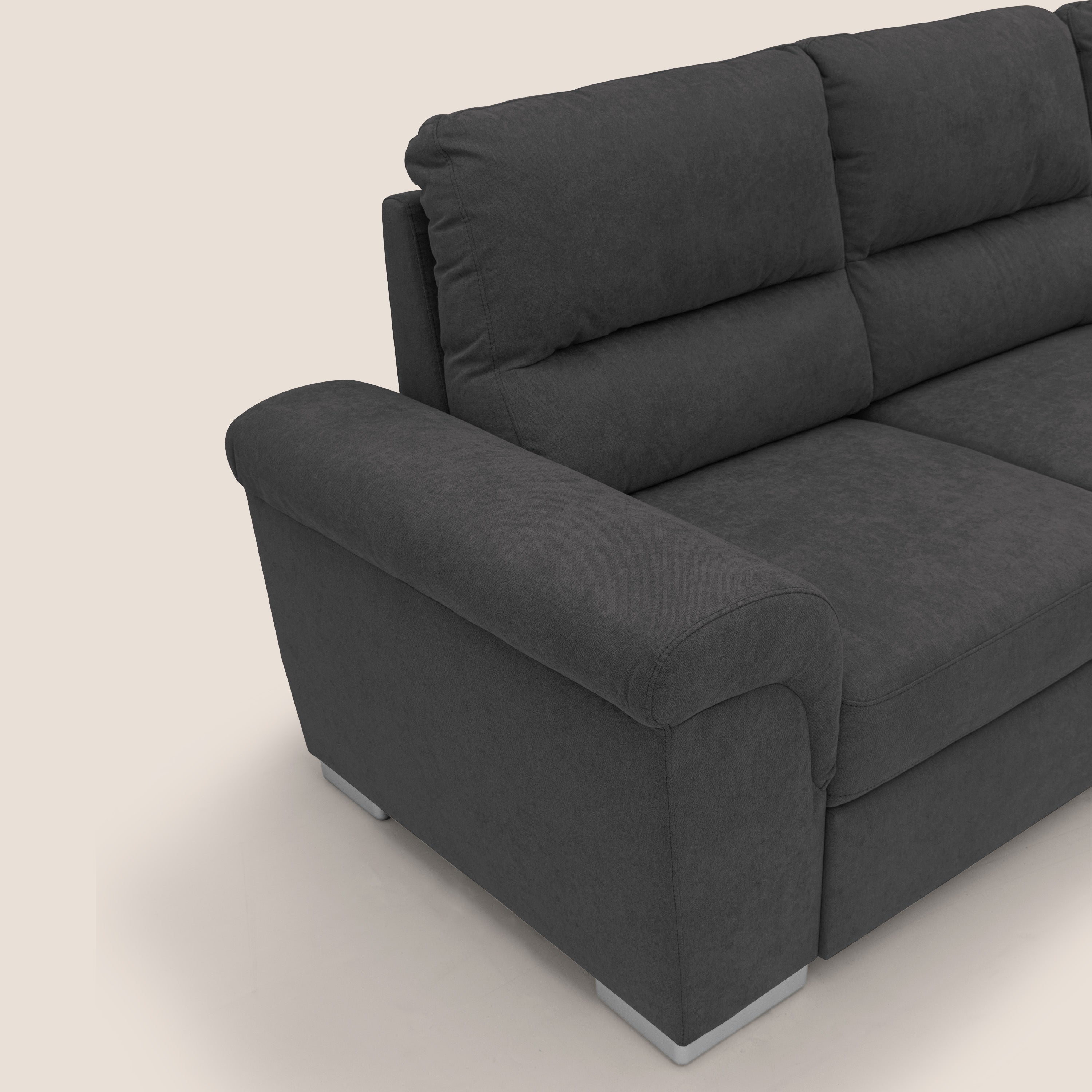 Minerva divano angolare con estraibile a cassettone e pouf contenitore in tessuto morbido impermeabile T02 nero - divani.store