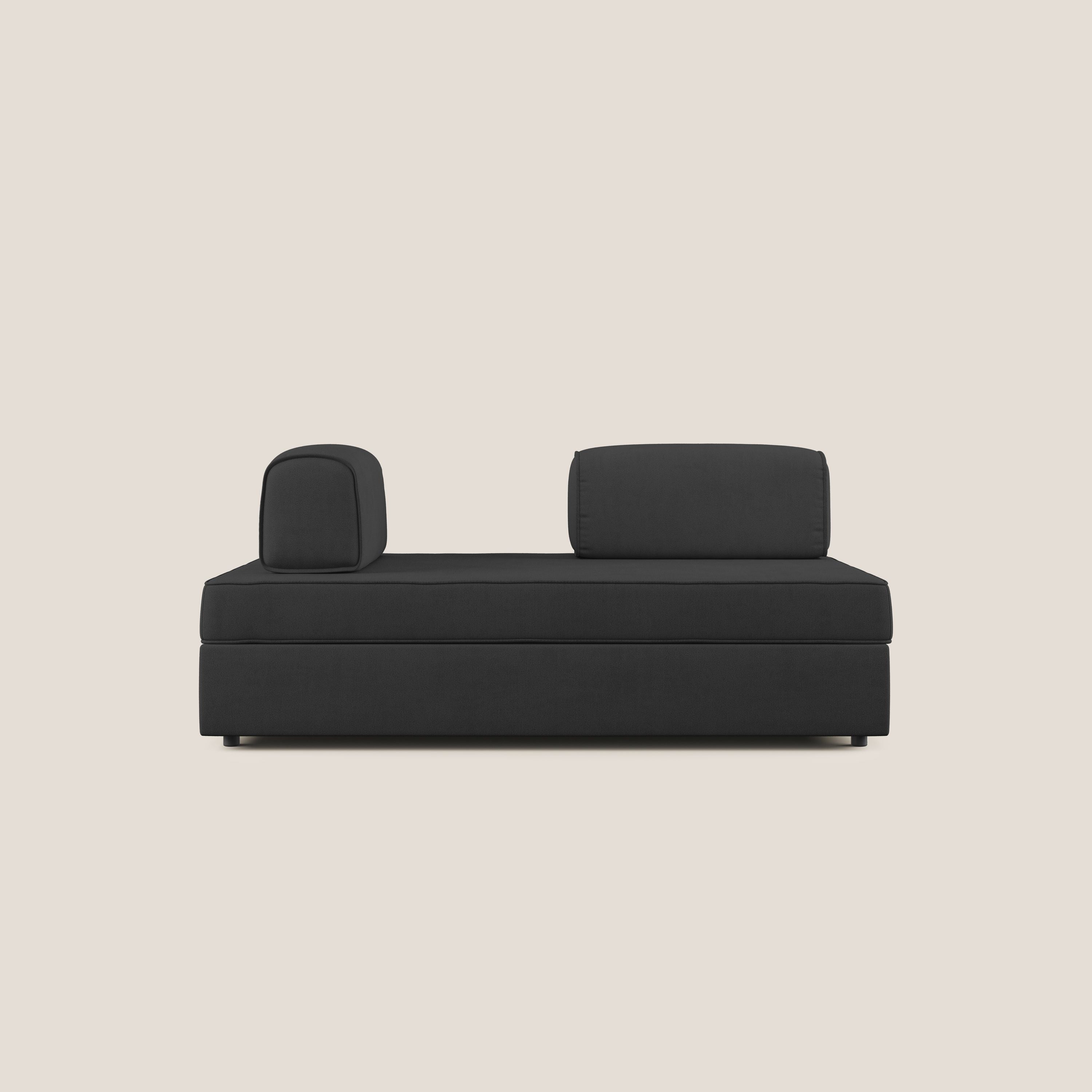 Liberty divano con pouf estraibile e schienali movibili in tessuto morbido impermeabile T02 nero - divani.store