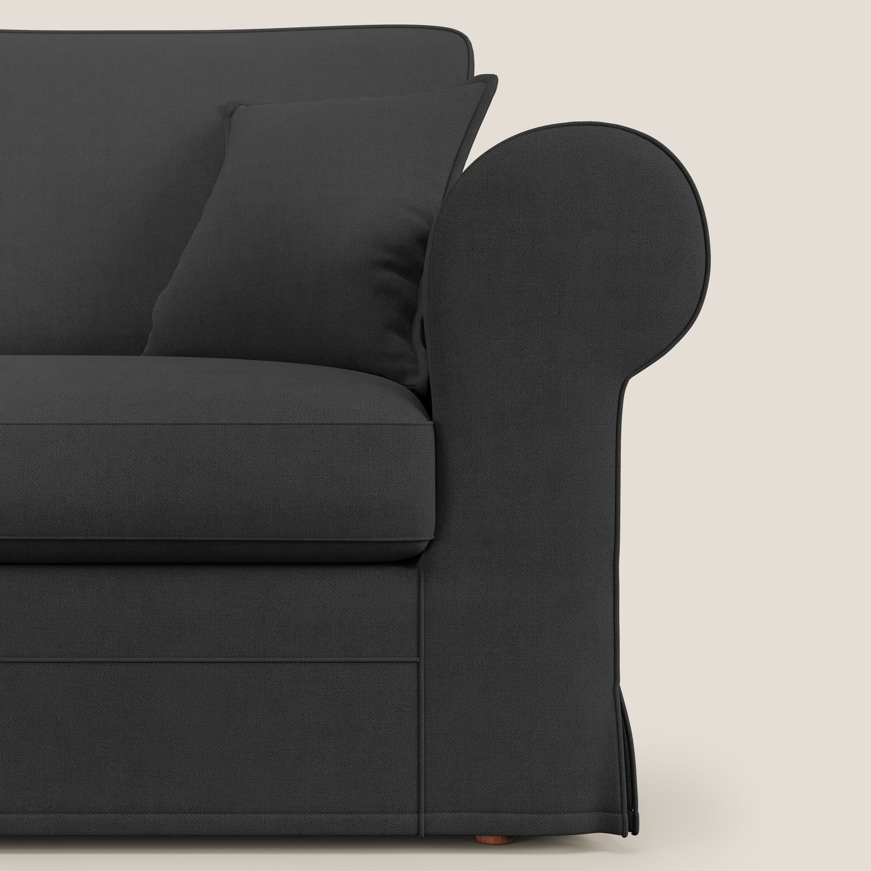 Lady divano classico in piuma d'oca realizzato con tessuto impermeabile T02 nero - divani.store