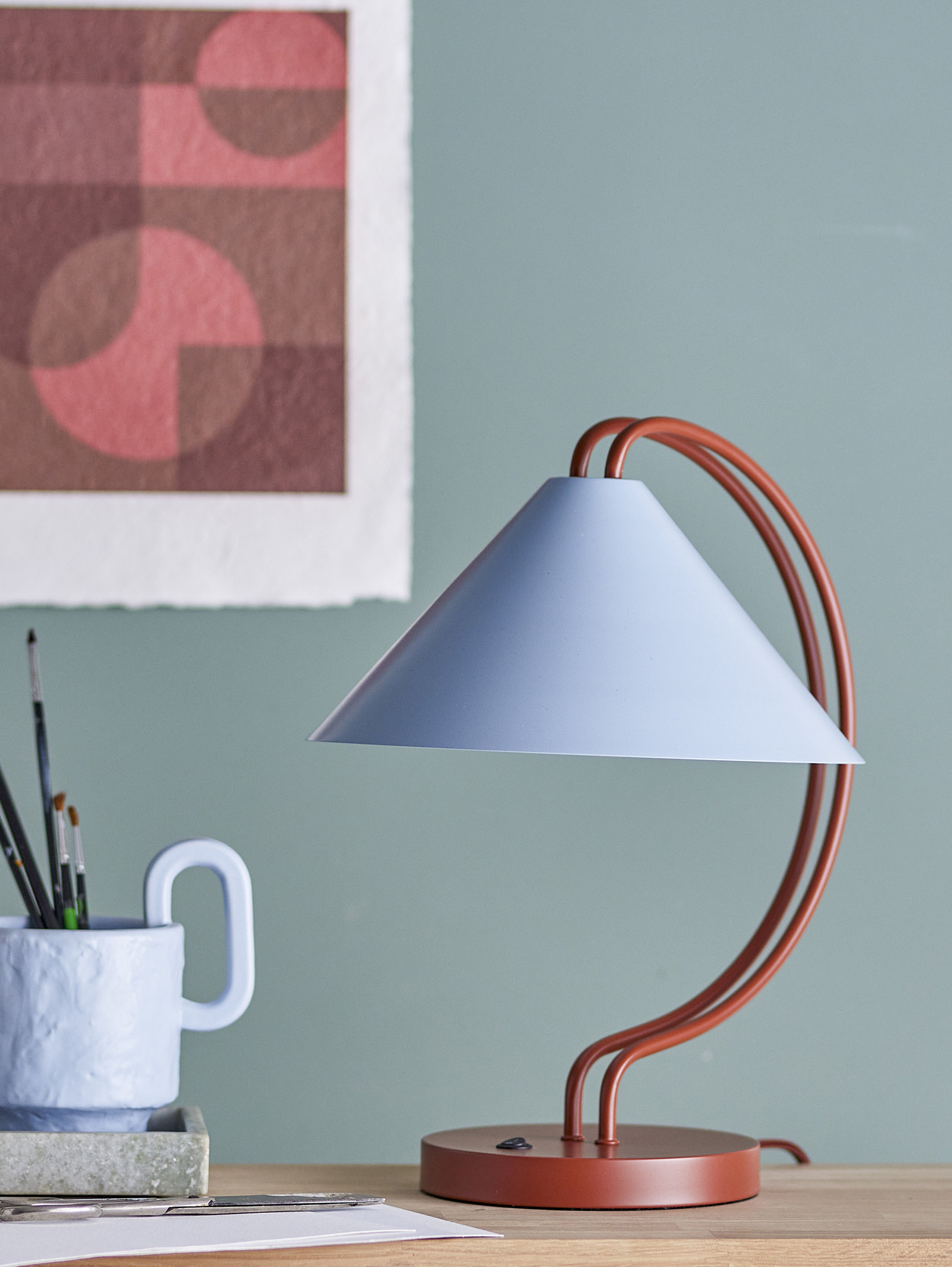 Janya lampada da tavolo in metallo rosso e blu - divani.store