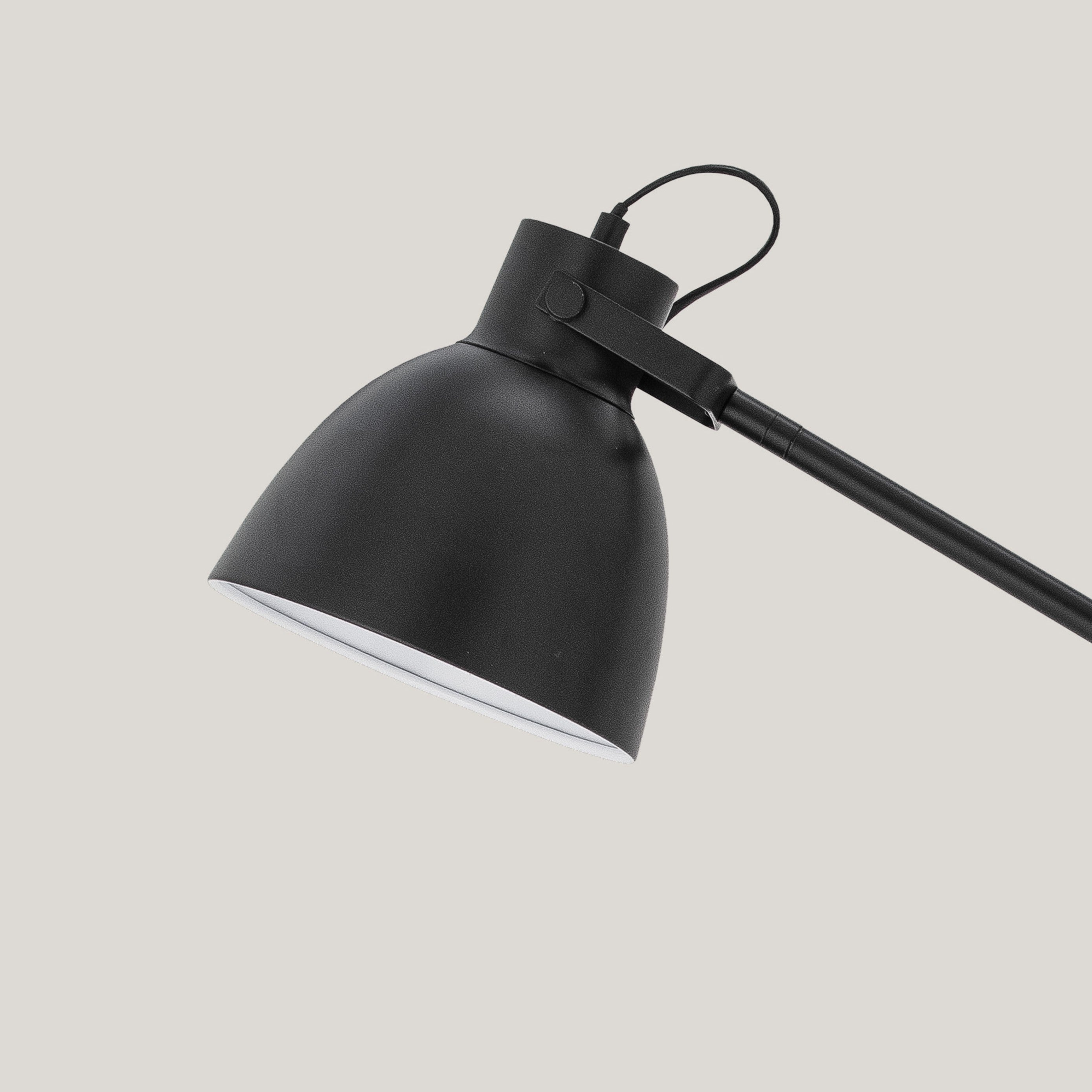 Barca lampada da terra in metallo nero regolabile - divani.store