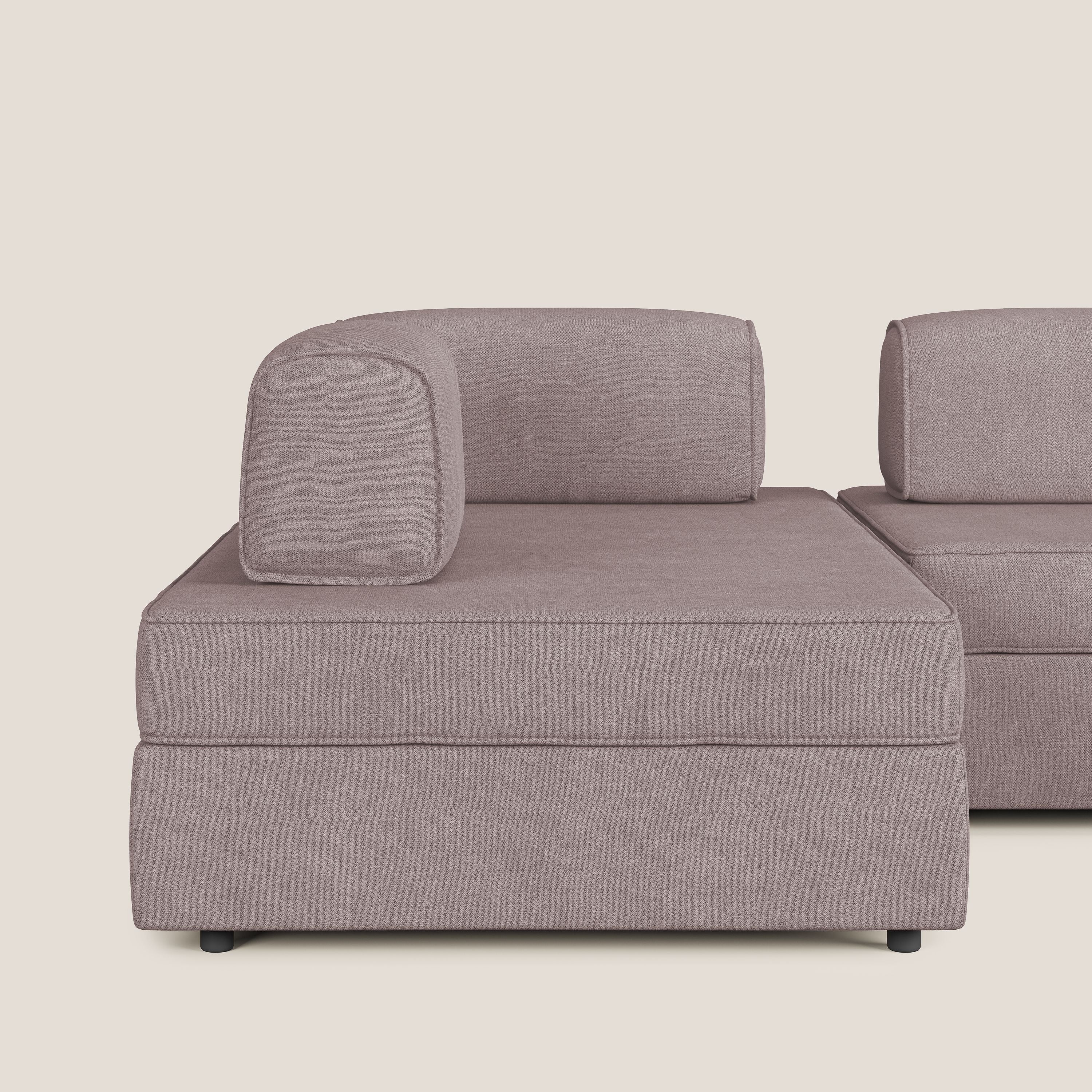 Liberty divano panoramico con pouf estraibile e schienali movibili in tessuto morbido impermeabile T02 rosa - divani.store