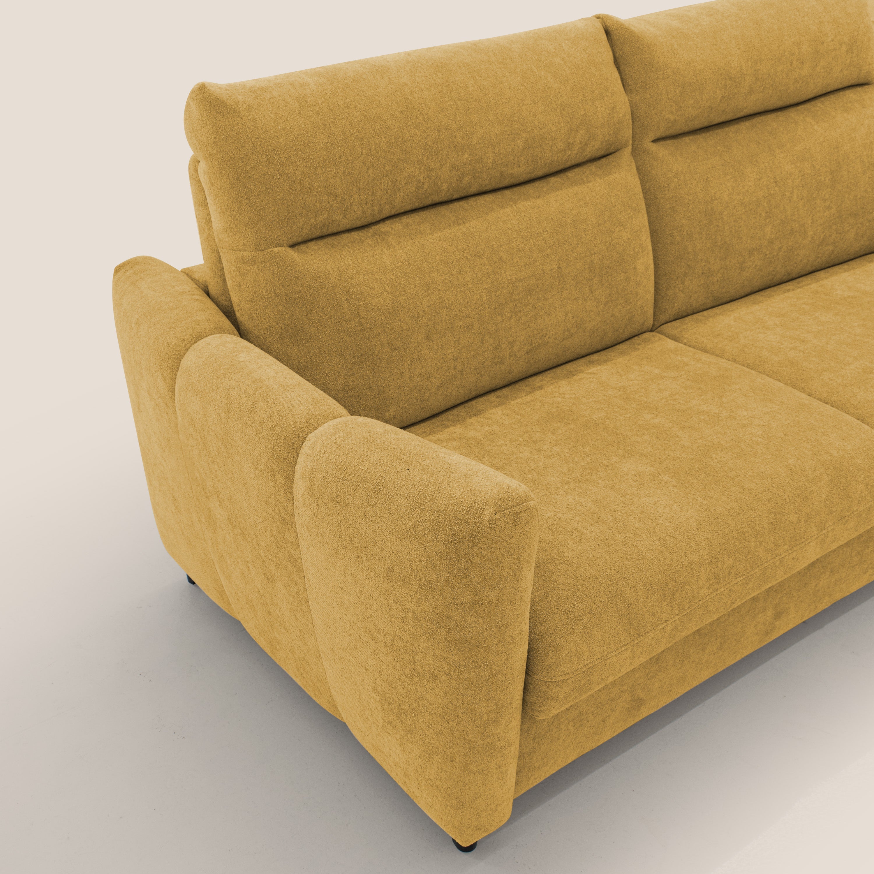 Peonia divano letto scandinavo con materasso H18 cm e morbido e alto schienale in tessuto Bouclé impermeabile T07 giallo - divani.store