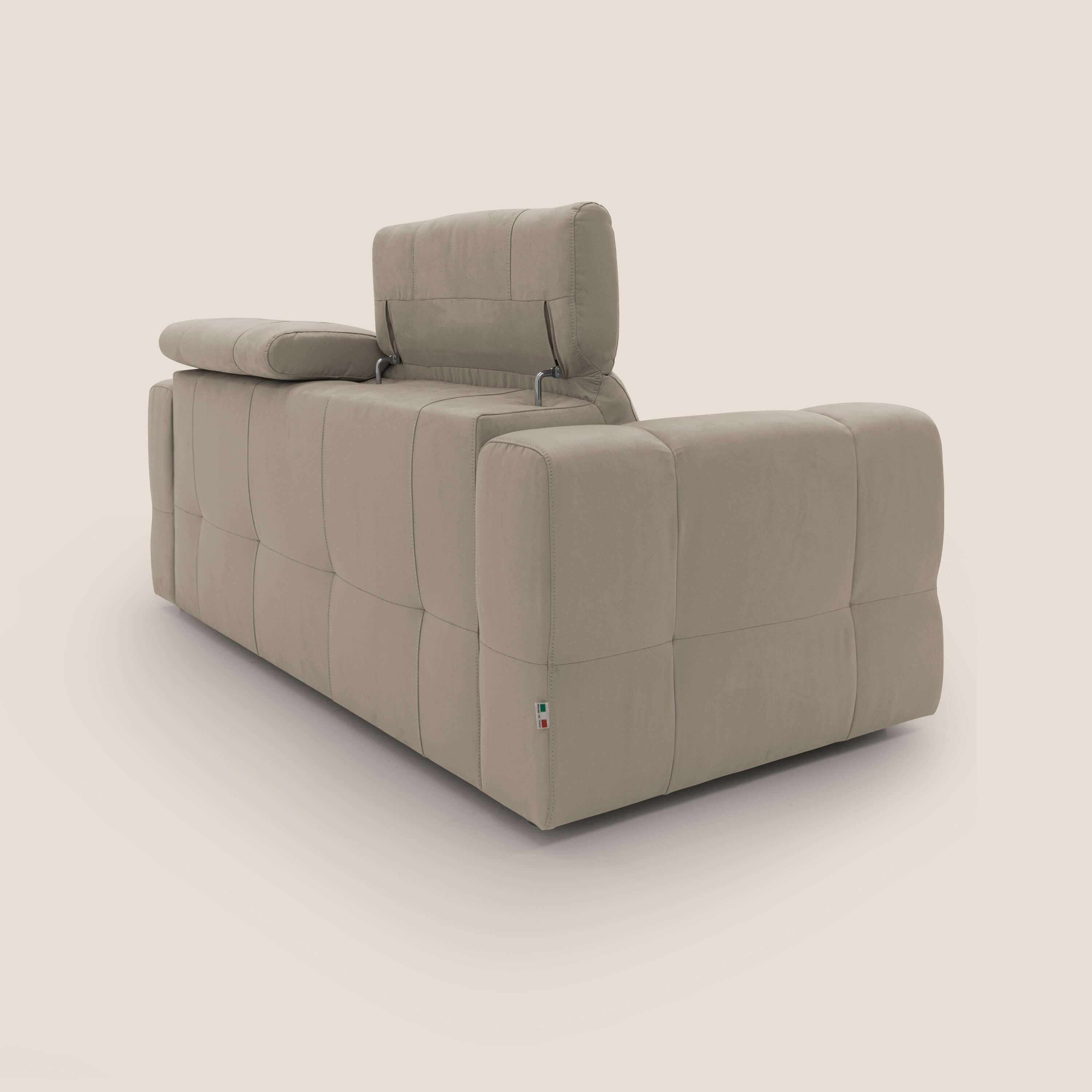 Kronos Divano con pouf estraibile poggiapiedi e poggiatesta reclinabili in morbida microfibra impermeabile T11 tortora - divani.store