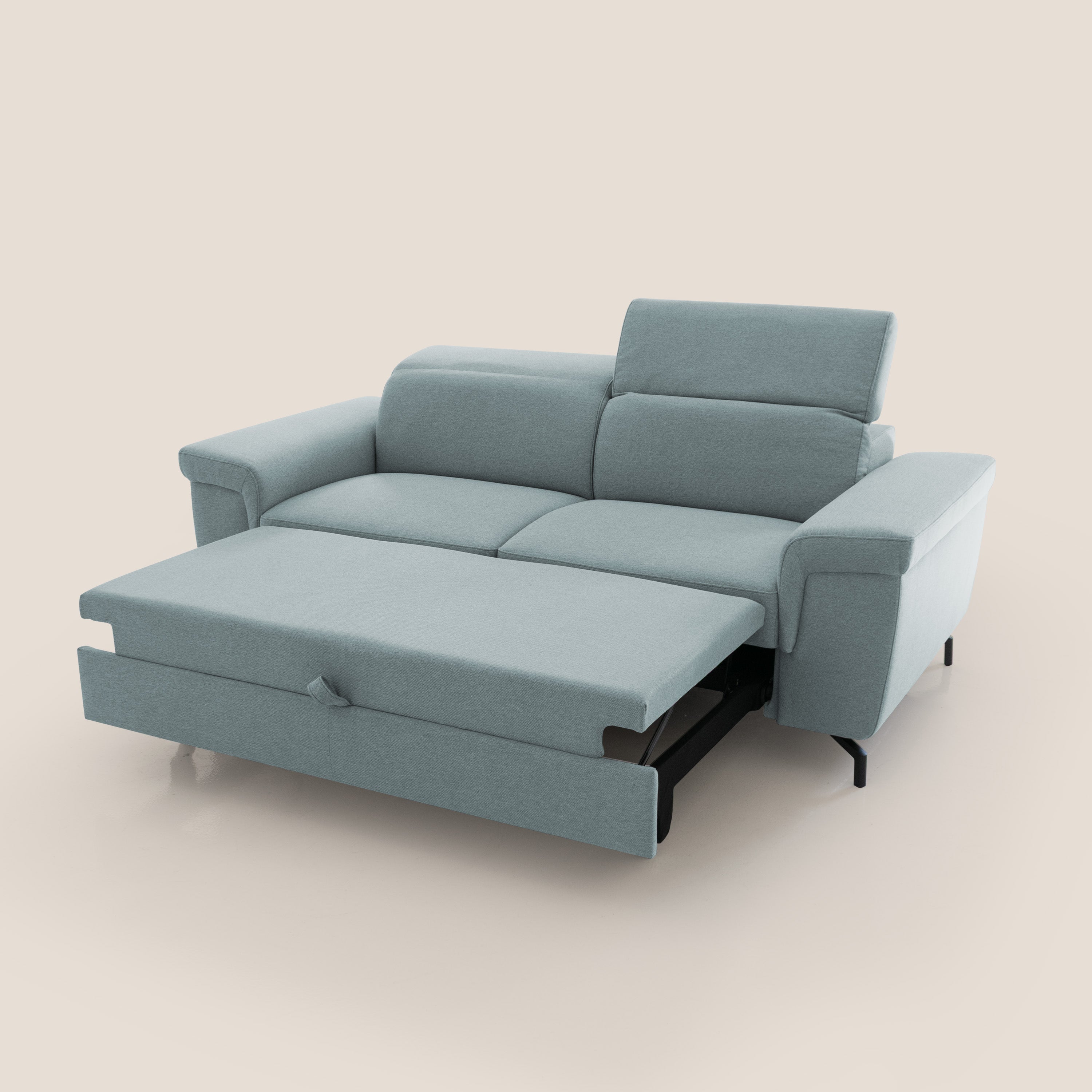 Aisha Divano con poggiapiedi estraibile piedini alti e poggiatesta reclinabili in tessuto Smacchiabile T05 carta da zucchero - divani.store