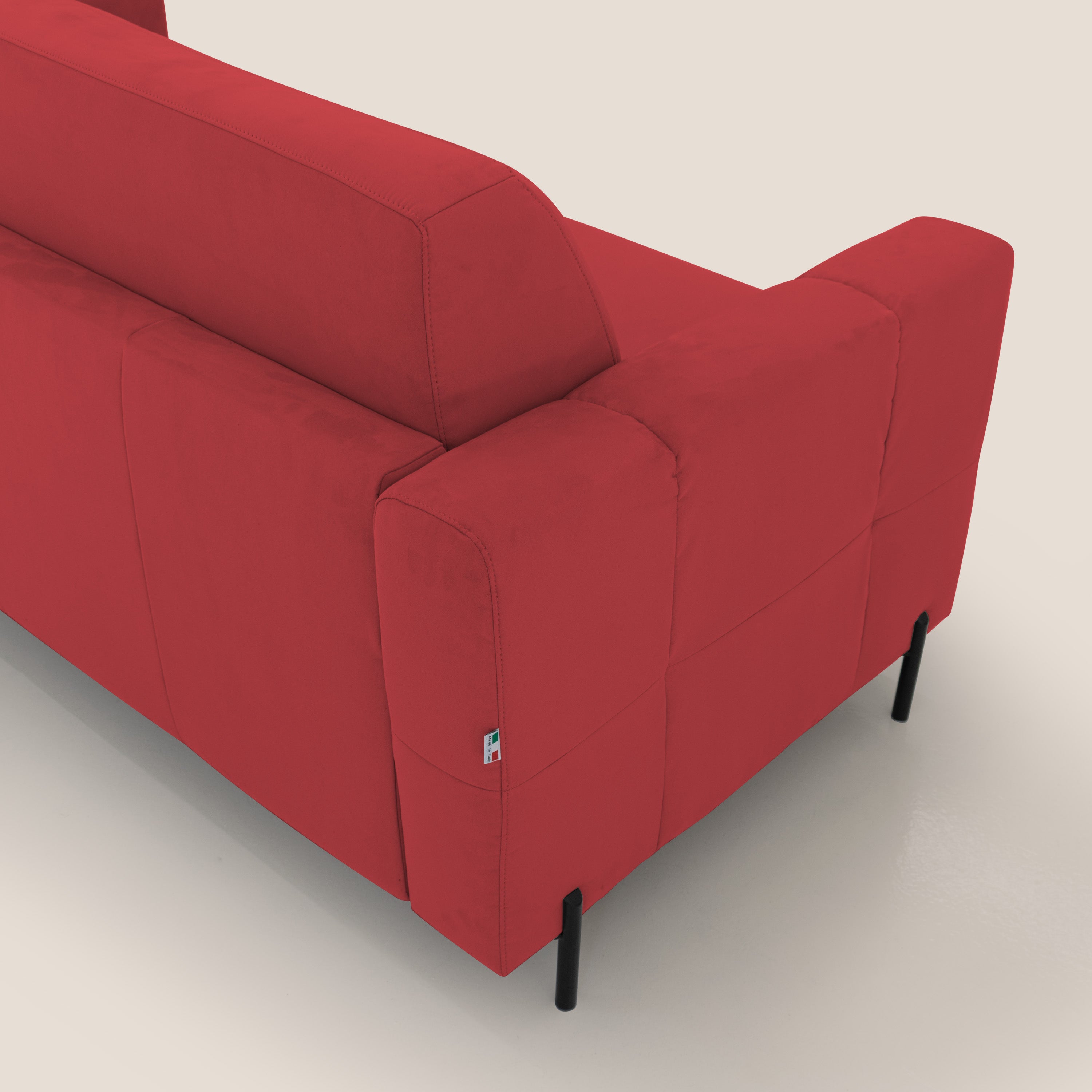 Ortensia divano letto materasso H18 cm con piedi alti in elegante microfibra smacchiabile T11 rosso - divani.store