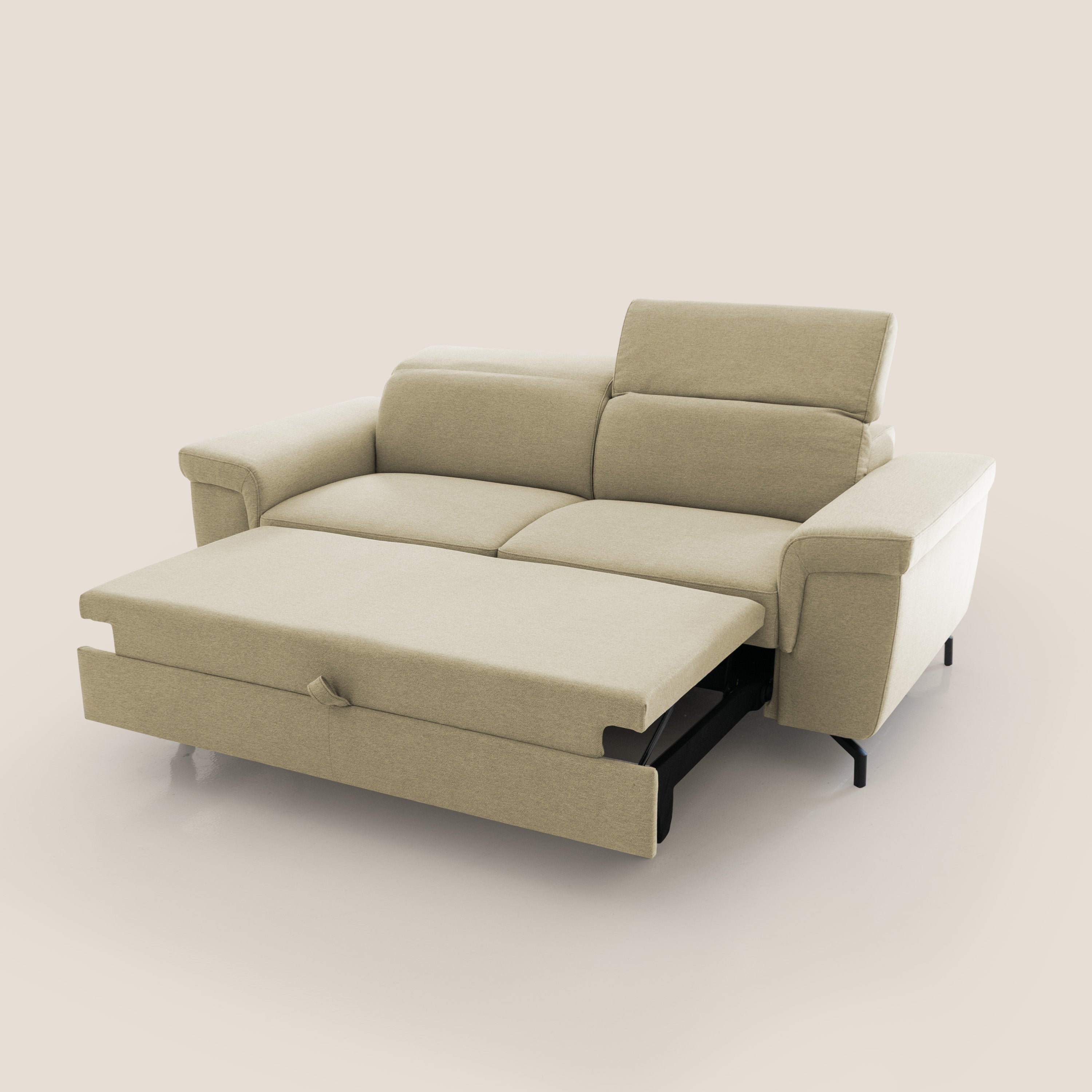 Aisha Divano con poggiapiedi estraibile piedini alti e poggiatesta reclinabili in tessuto Smacchiabile T05 cammello - divani.store