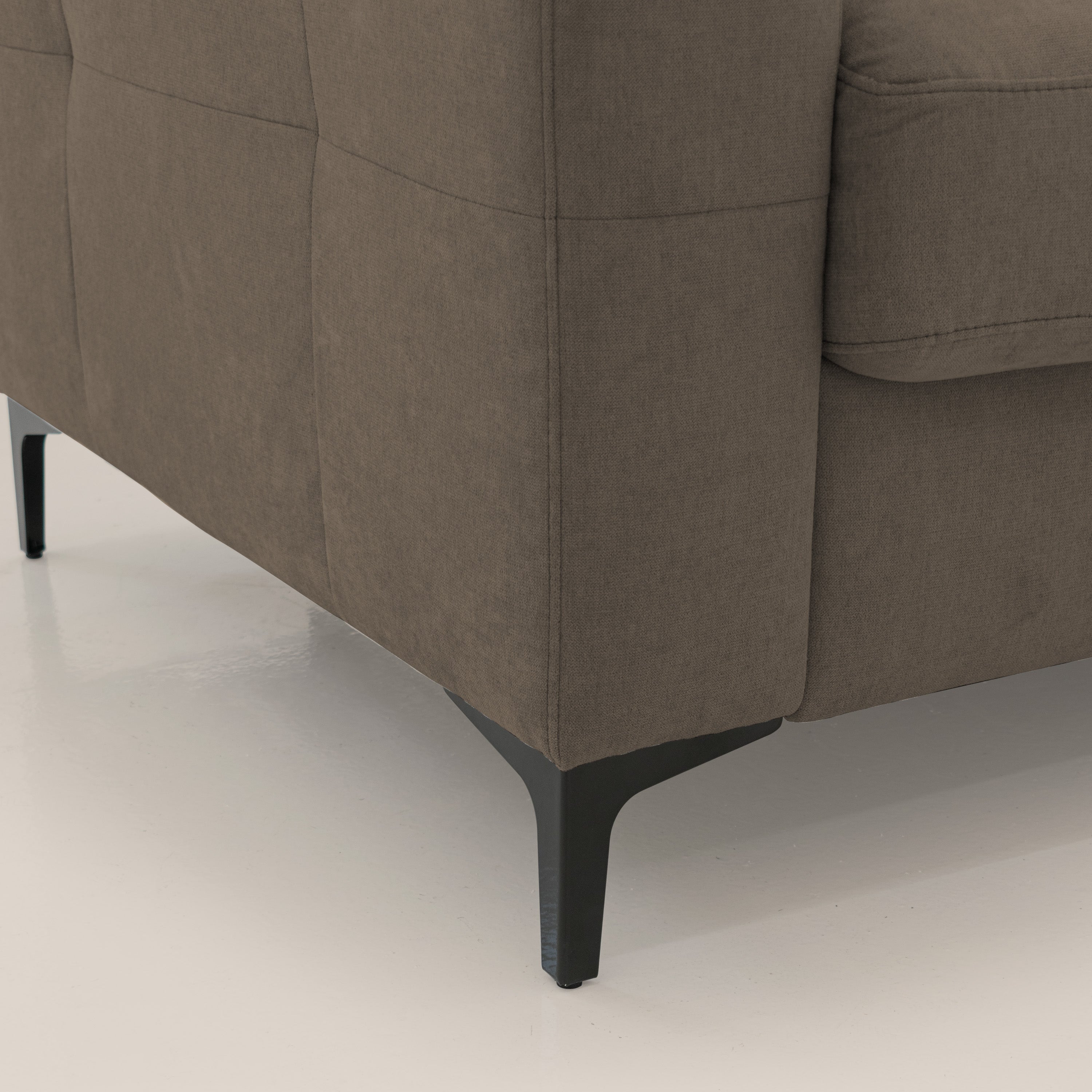 Gardenia divano letto materasso alto 18 cm con poggiatesta reclinabili e rivestimento impermeabile T02 marrone - divani.store