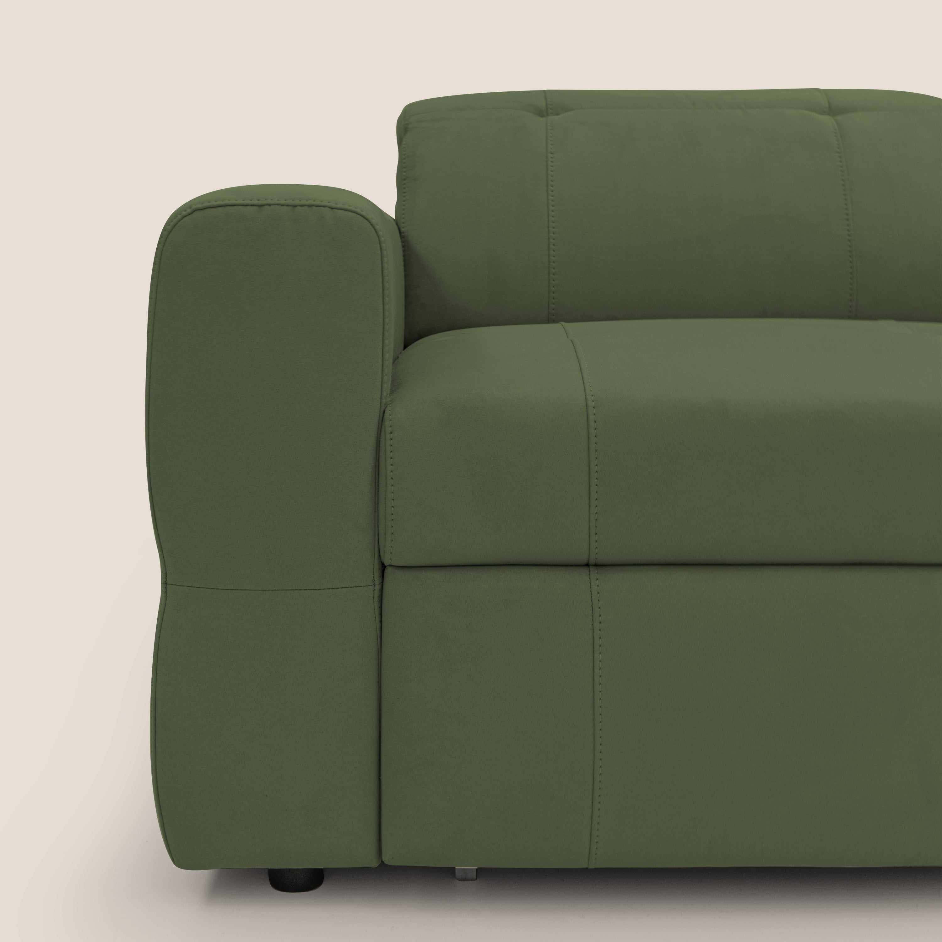 Kronos Divano angolare con poggiapiedi estraibile e pouf contenitore mobile in microfibra impermeabile T11 verde - divani.store