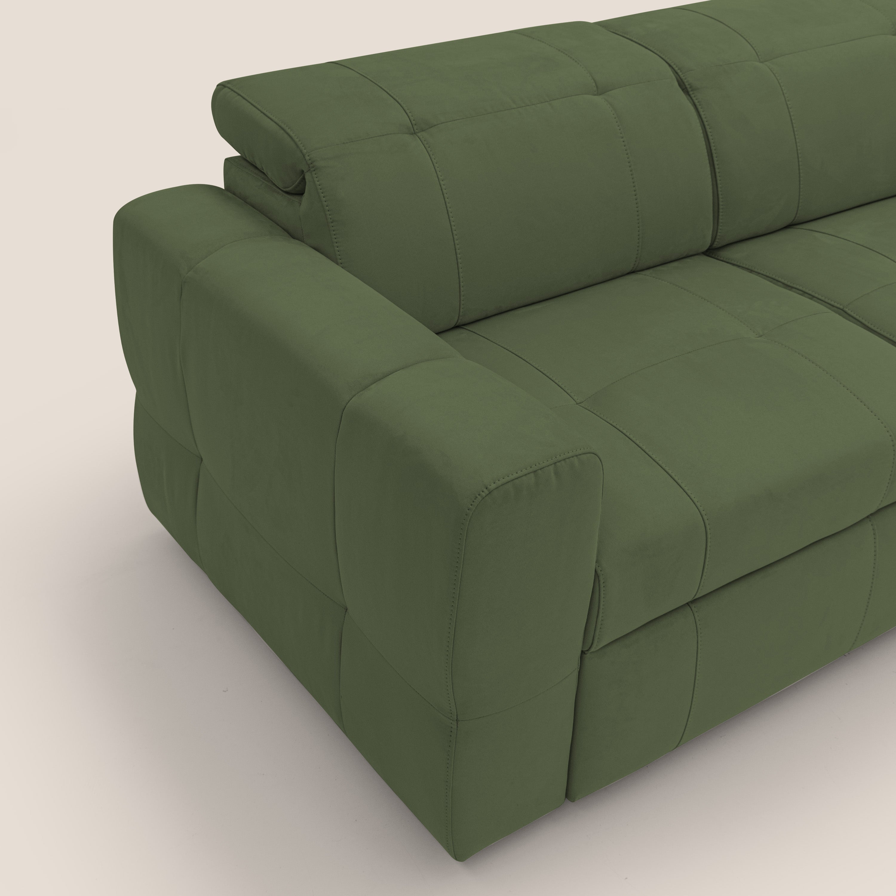 Kronos Divano con pouf estraibile poggiapiedi e poggiatesta reclinabili in morbida microfibra impermeabile T11 verde - divani.store