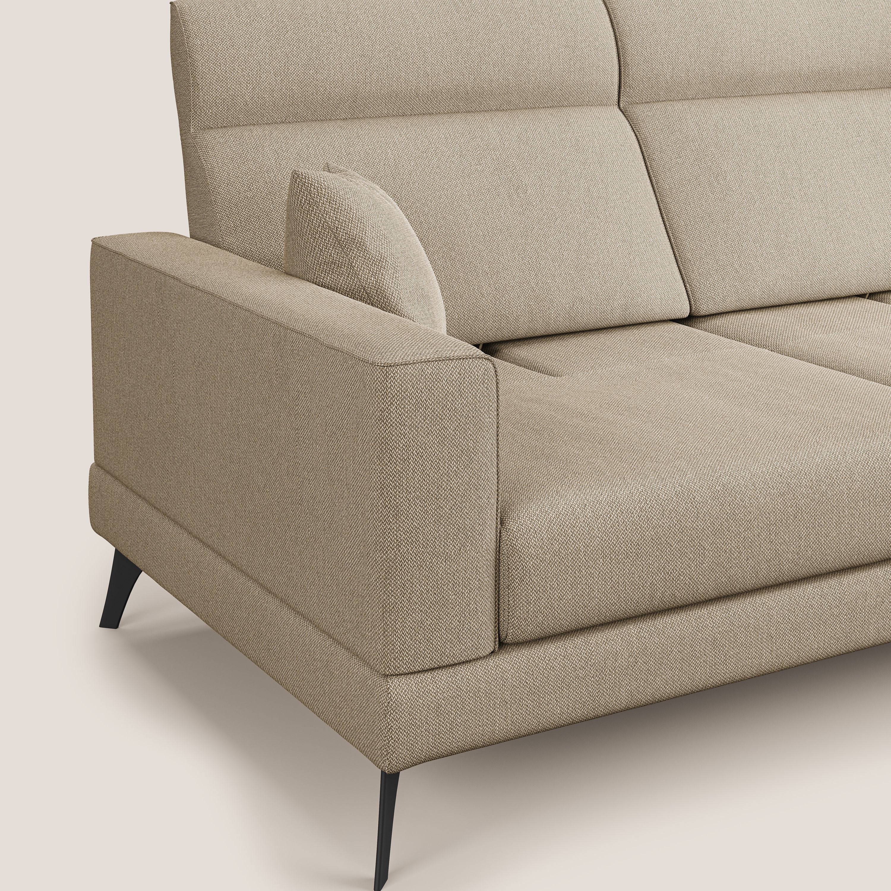 Slide Divano angolare con schienali traslanti e poggiatesta regolabili in tessuto smacchiabile T05 beige - divani.store