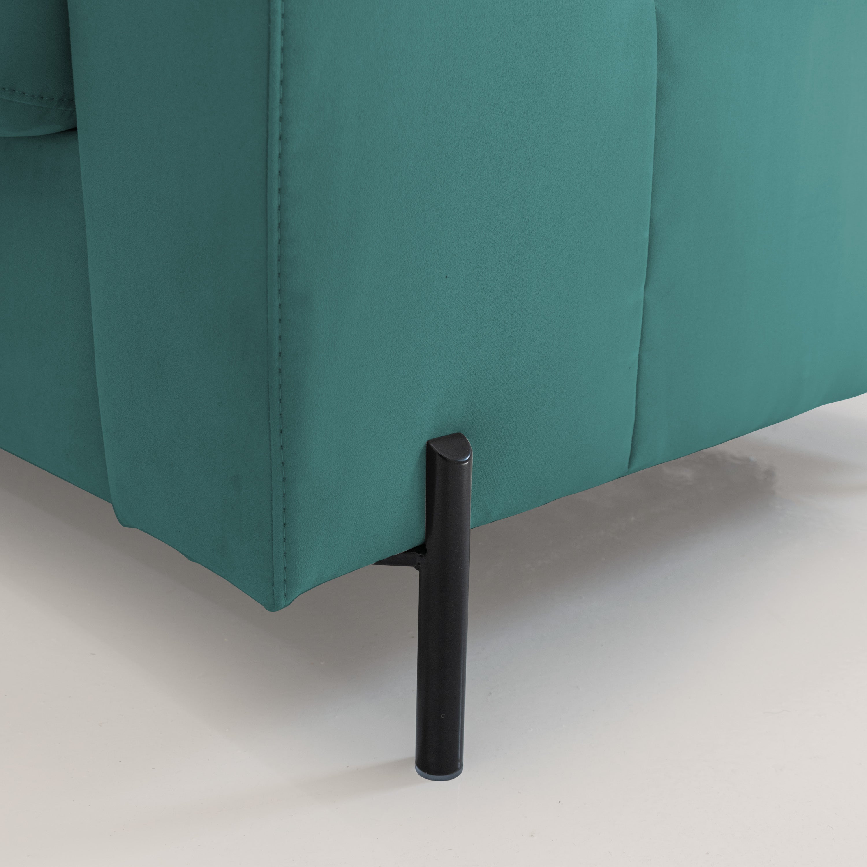 Ortensia divano letto materasso H18 cm con piedi alti in elegante microfibra smacchiabile T11 petrolio - divani.store