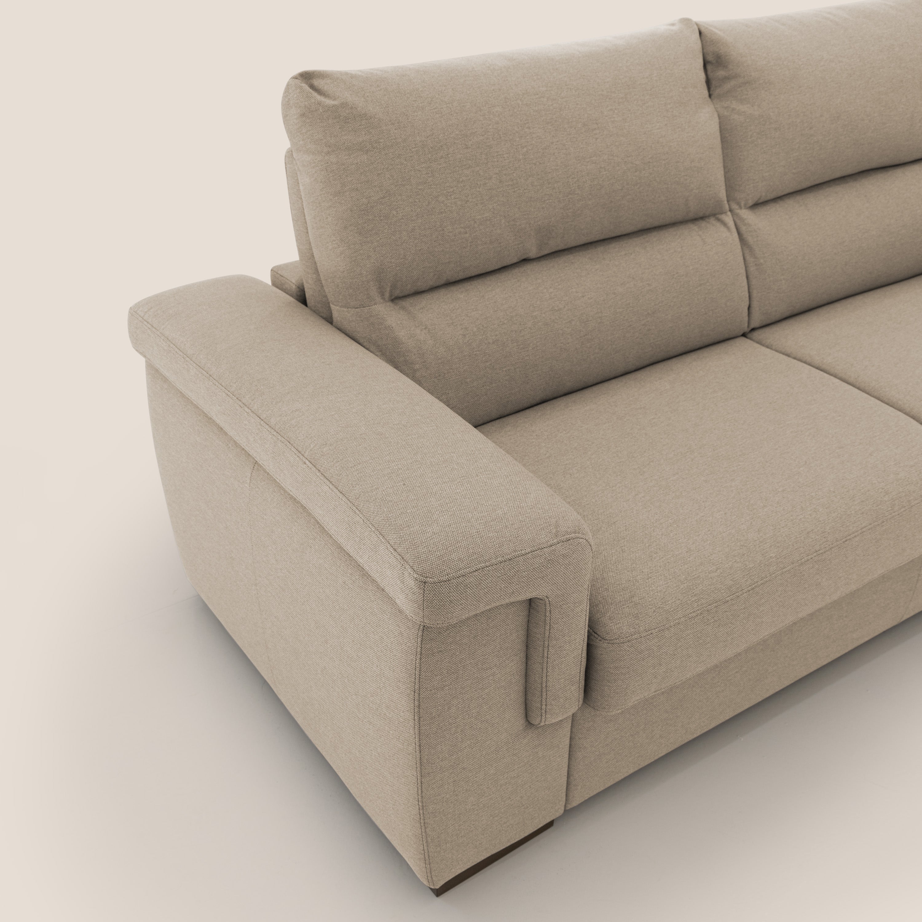 Magnolia divano letto con materasso alto 18 cm morbido schienale alto in tessuto smacchiabile T05 beige - divani.store