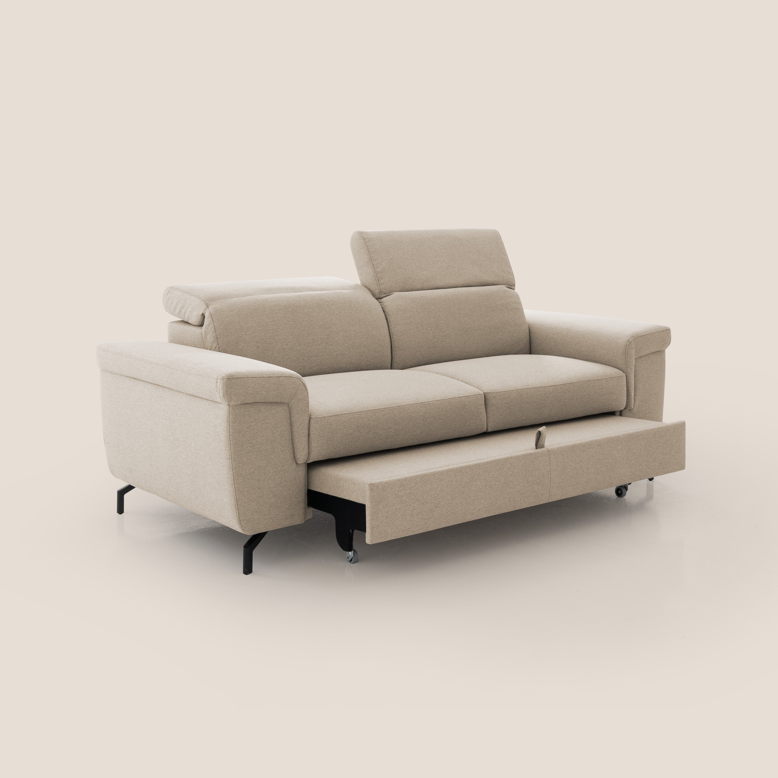 Aisha Divano con poggiapiedi estraibile piedini alti e poggiatesta reclinabili in tessuto Smacchiabile T05 beige - divani.store