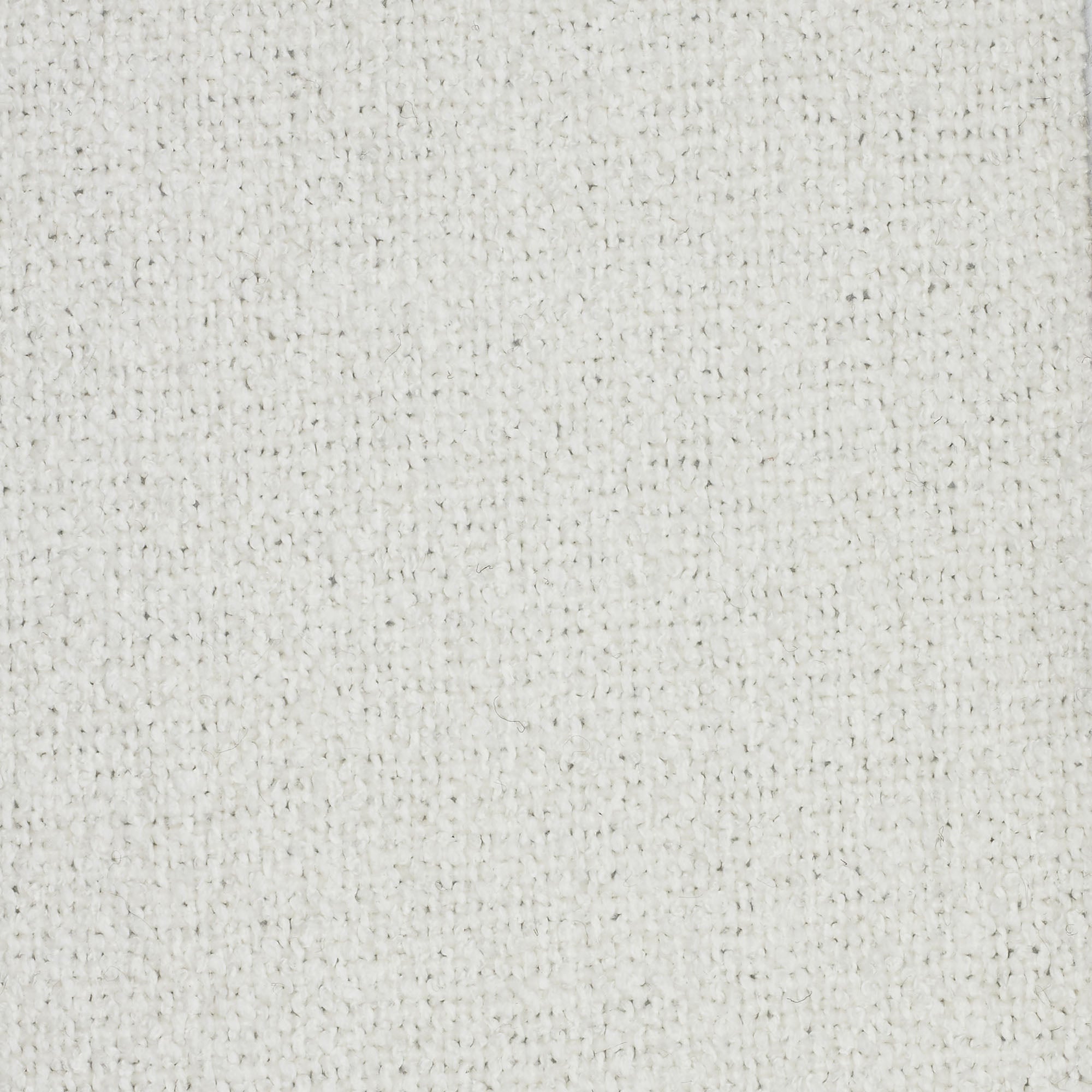 Primo piano di T33 Lambada tessuto fresco di Divani.Store: un tessuto bianco, a trama reticolare, smacchiabile e impermeabile, con fili a trama fitta e sottili ombre di fibra per un aspetto morbido e naturale simile al cotone.