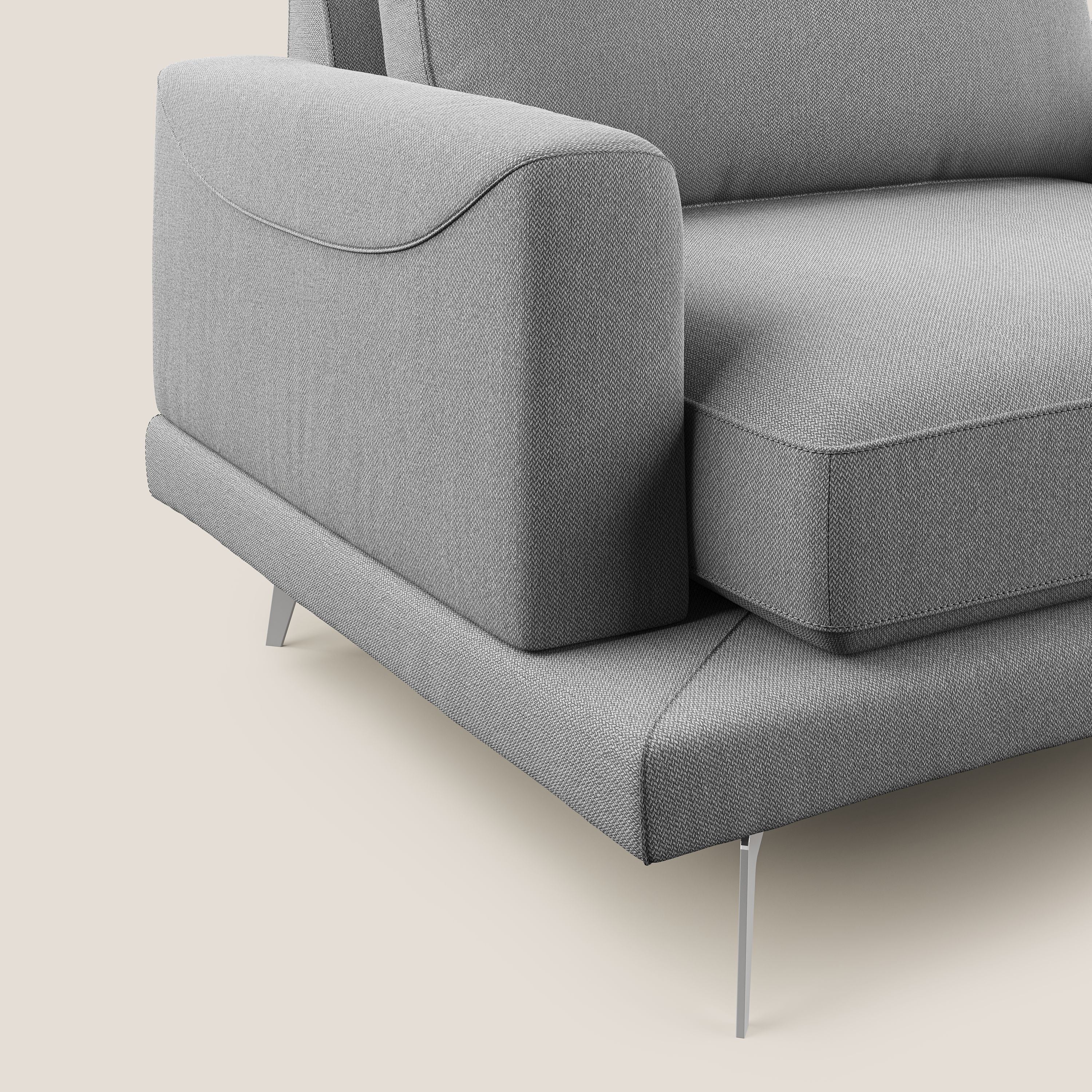 Dorian poltrona moderna in tessuto smacchiabile T05 grigio - divani.store