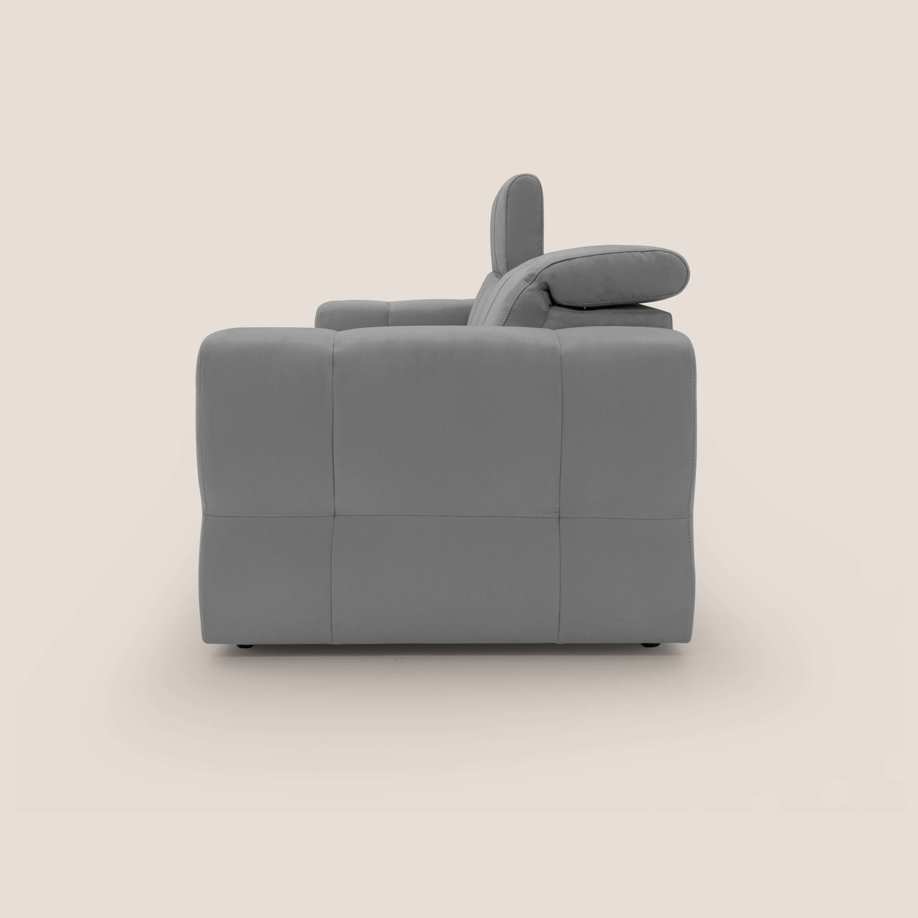 Kronos Divano con pouf estraibile poggiapiedi e poggiatesta reclinabili in morbida microfibra impermeabile T11 grigio - divani.store