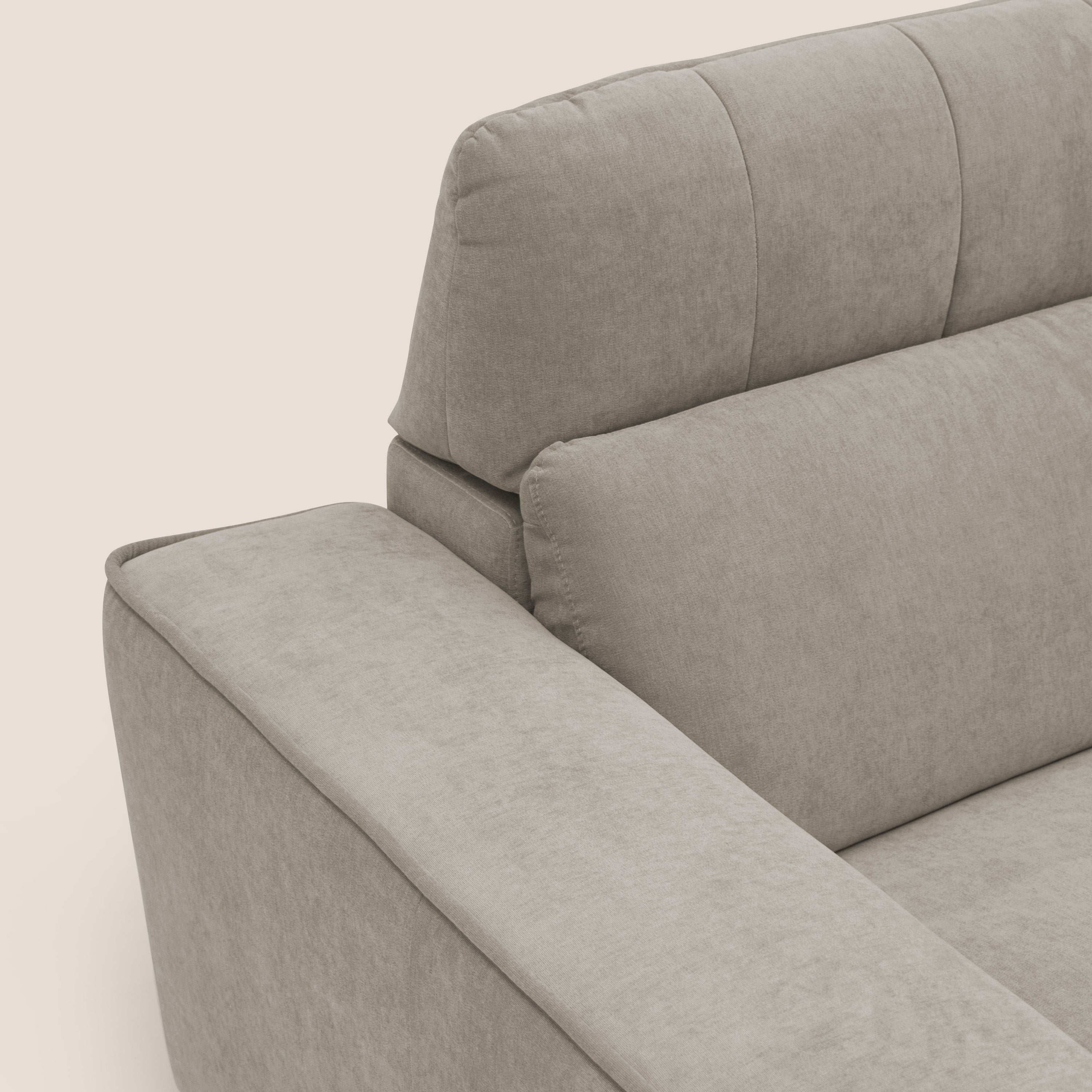 Clark Divano angolare con opzione relax elettrico in tessuto smacchiabile impermeabile T17 beige - divani.store