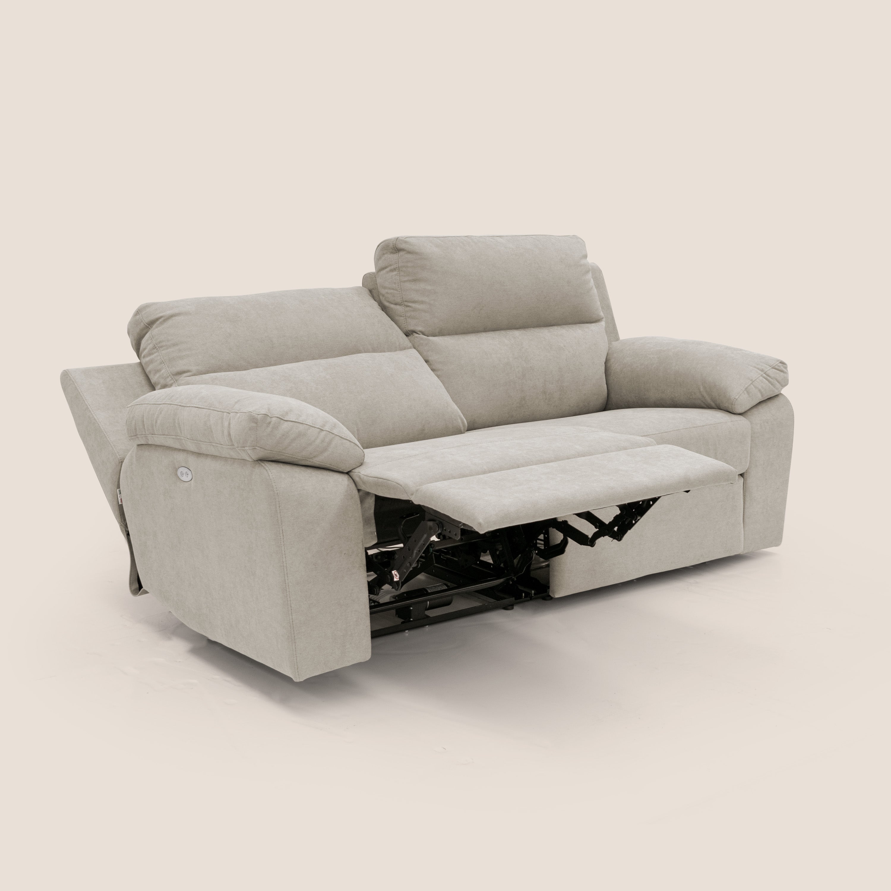 Romeo Divano relax con recliner elettrico in morbido tessuto impermeabile T02 panna - divani.store