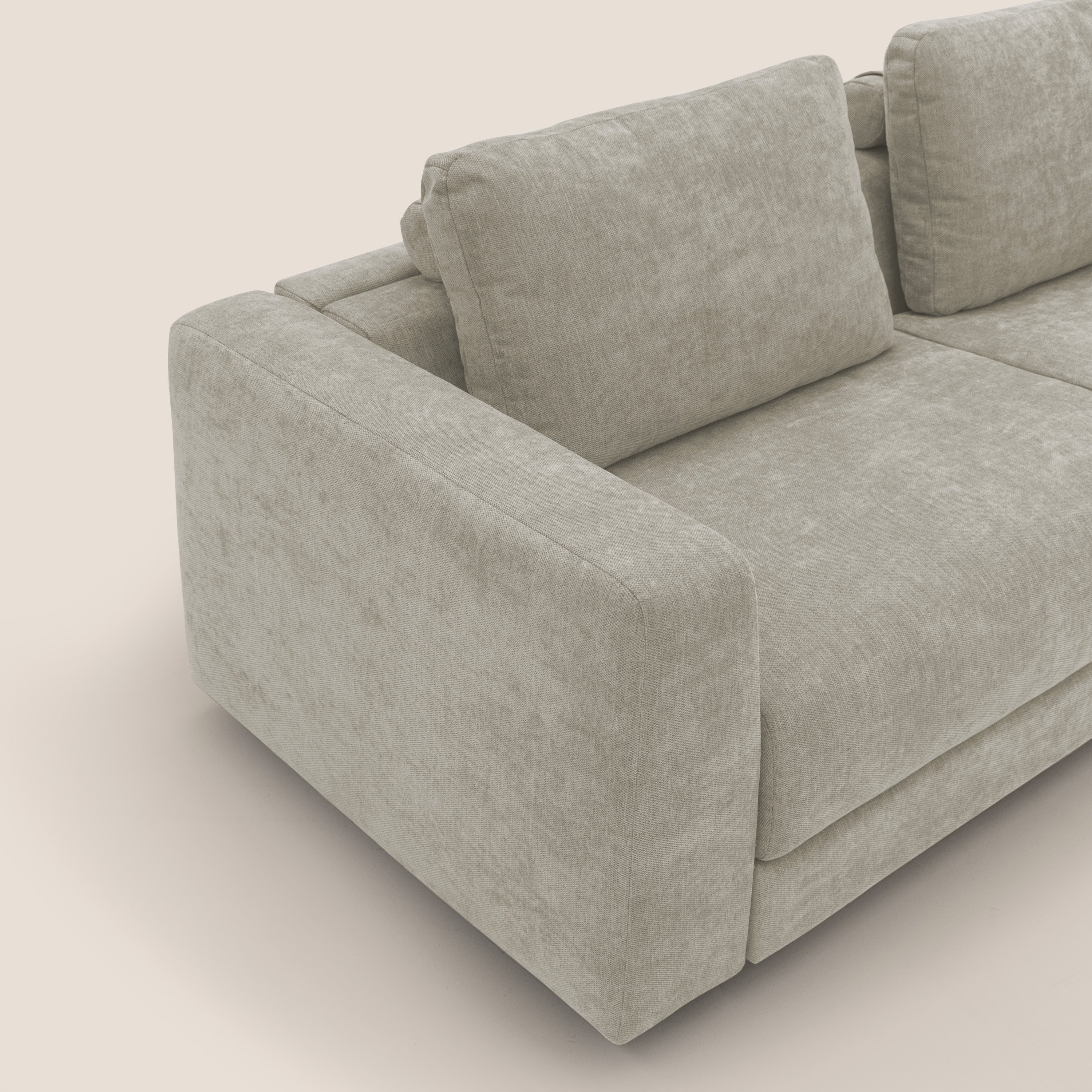 Freia Divano letto minimal materasso h15 cm con morbidi schienali in tessuto impermeabile T14 panna - divani.store
