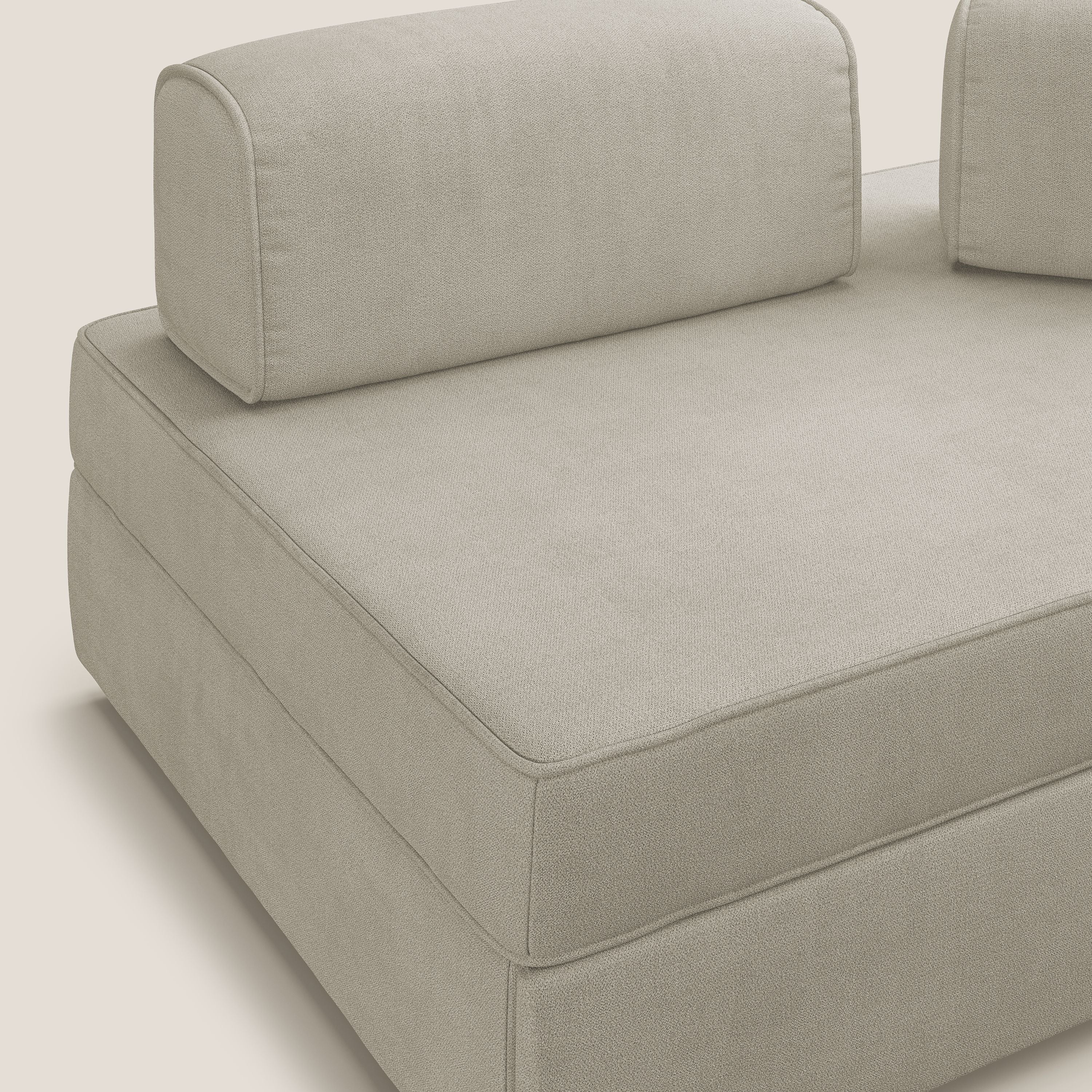 Liberty divano con pouf estraibile e schienali movibili in tessuto morbido impermeabile T02 panna - divani.store