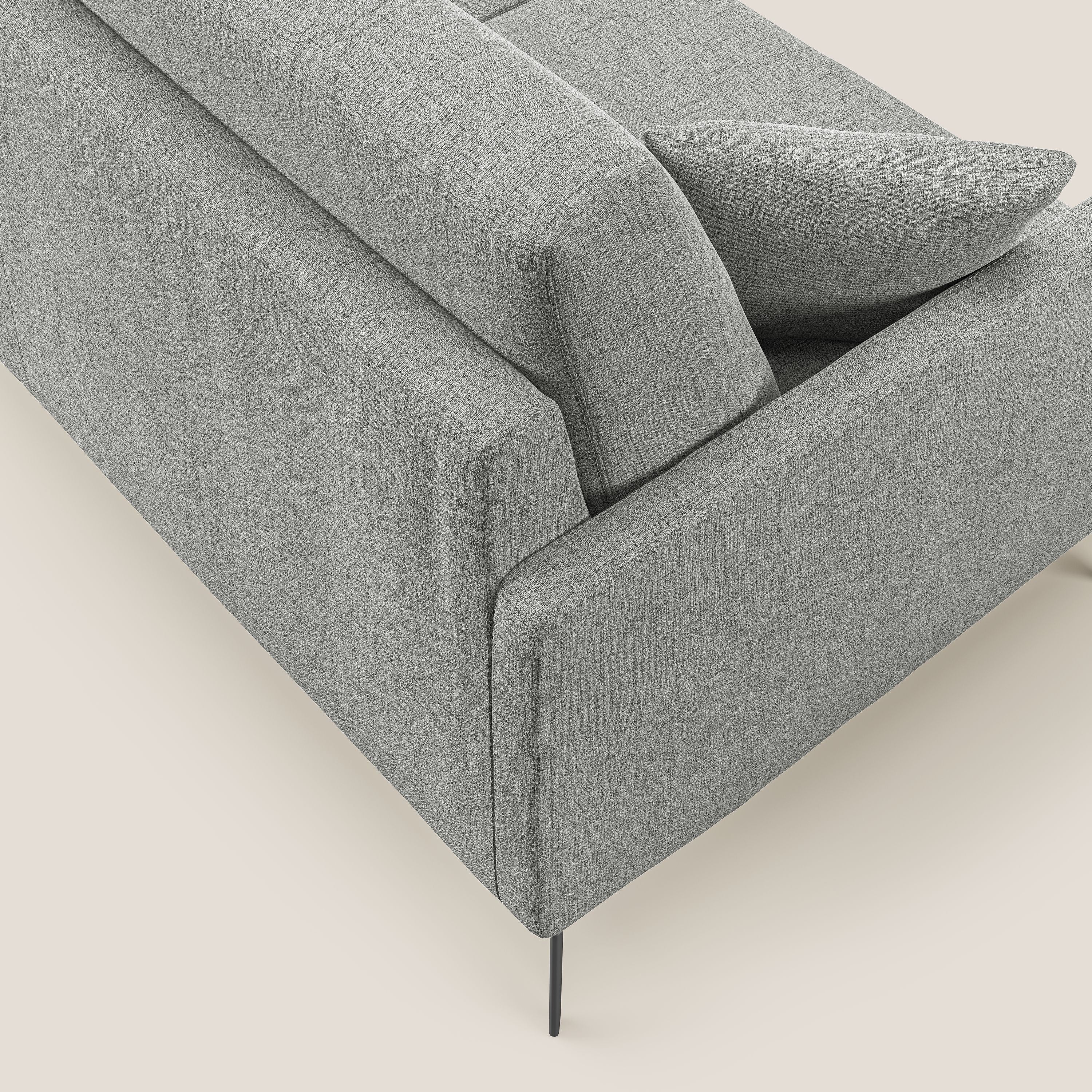 Saturno divano moderno in tessuto morbido impermeabile T03 grigio chiaro - divani.store