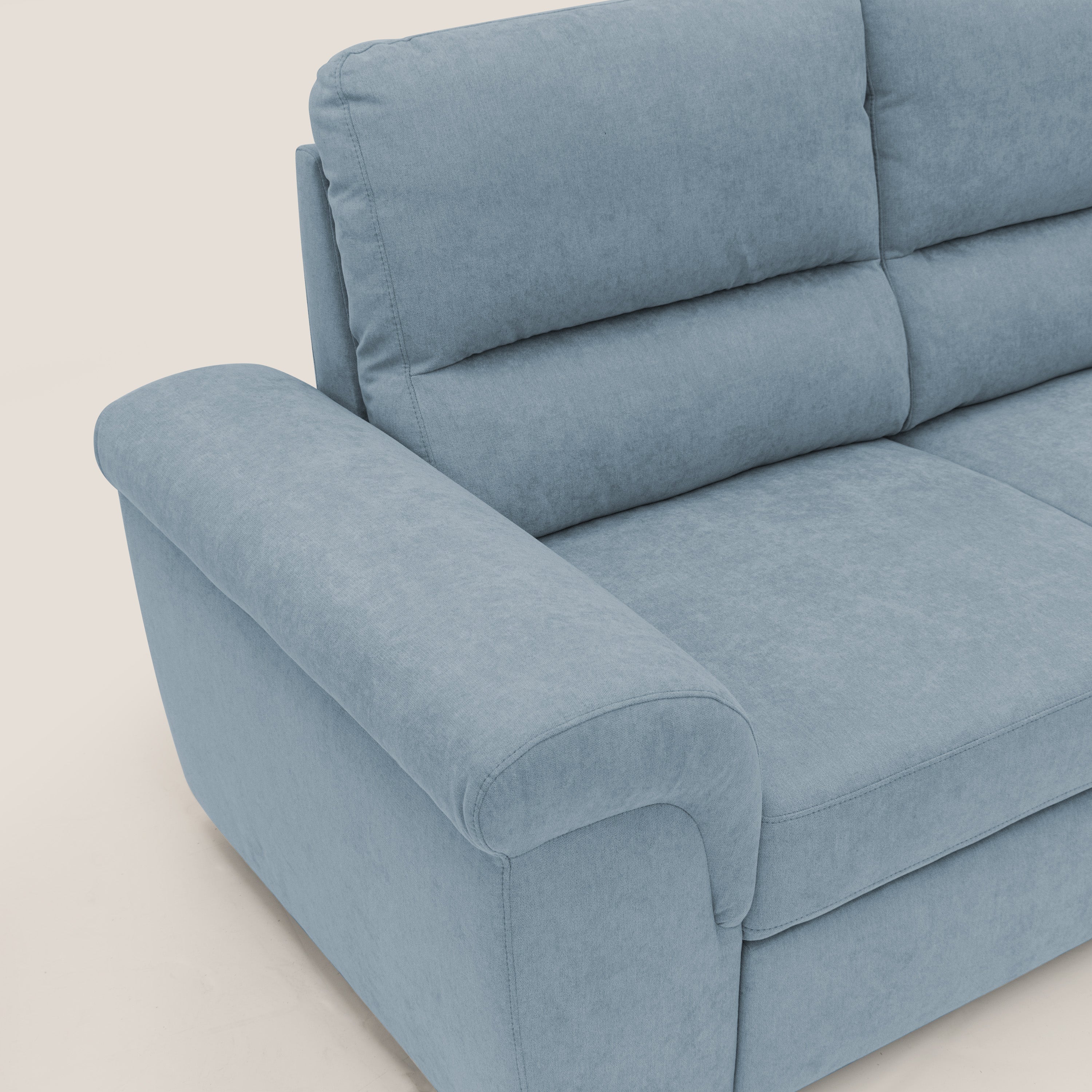 Minerva divano con pouf estraibile poggiapiedi in tessuto morbido impermeabile T02 carta da zucchero - divani.store