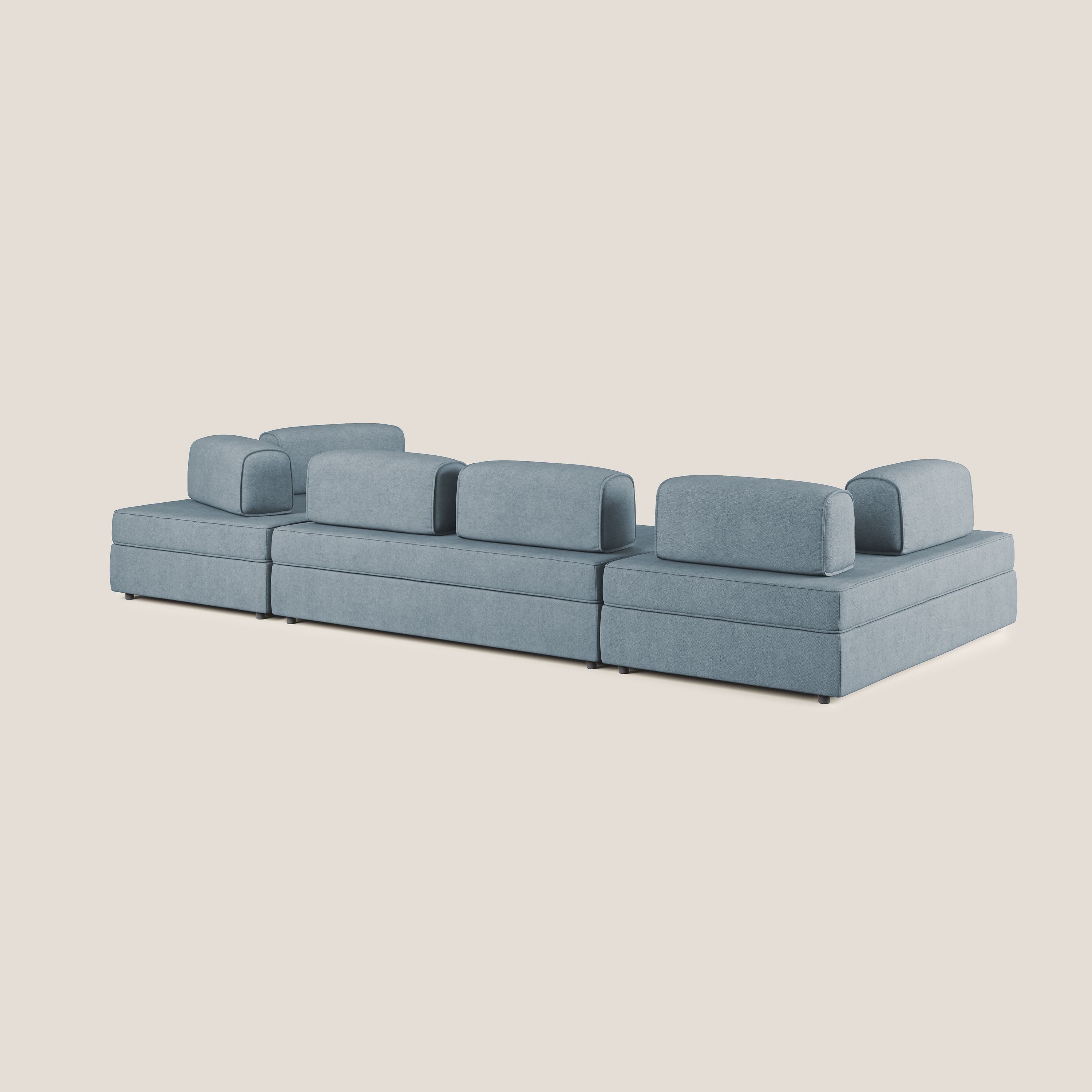 Liberty divano panoramico con pouf estraibile e schienali movibili in tessuto morbido impermeabile T02 carta da zucchero - divani.store