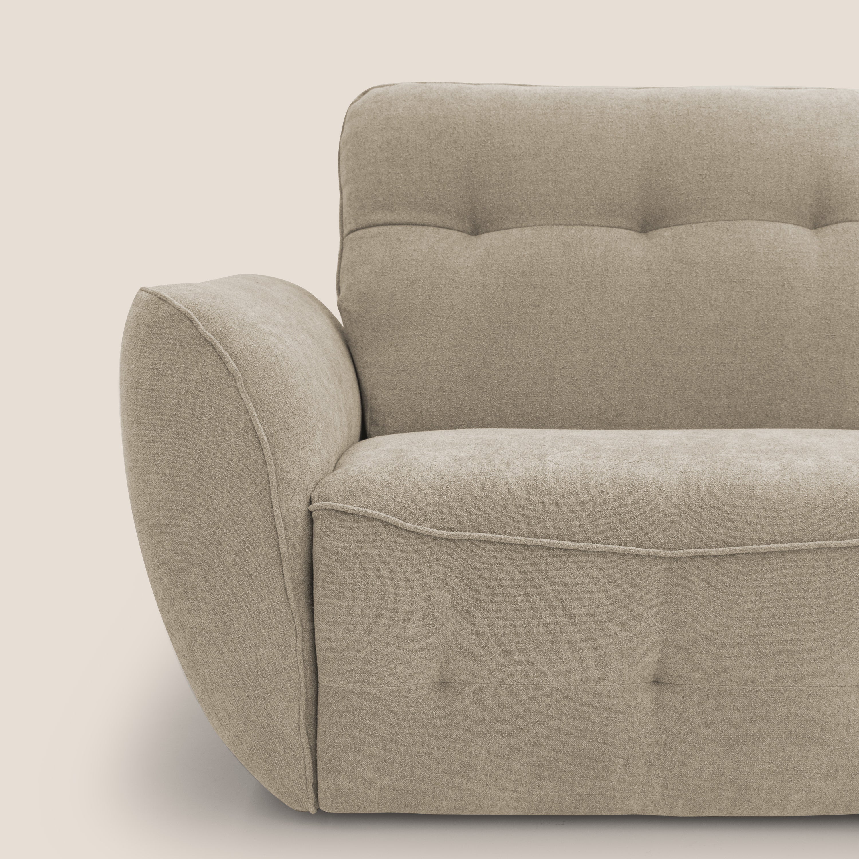 Cerbero divano 2 e 3 posti in morbido bouclé impermeabile T07 beige - divani.store