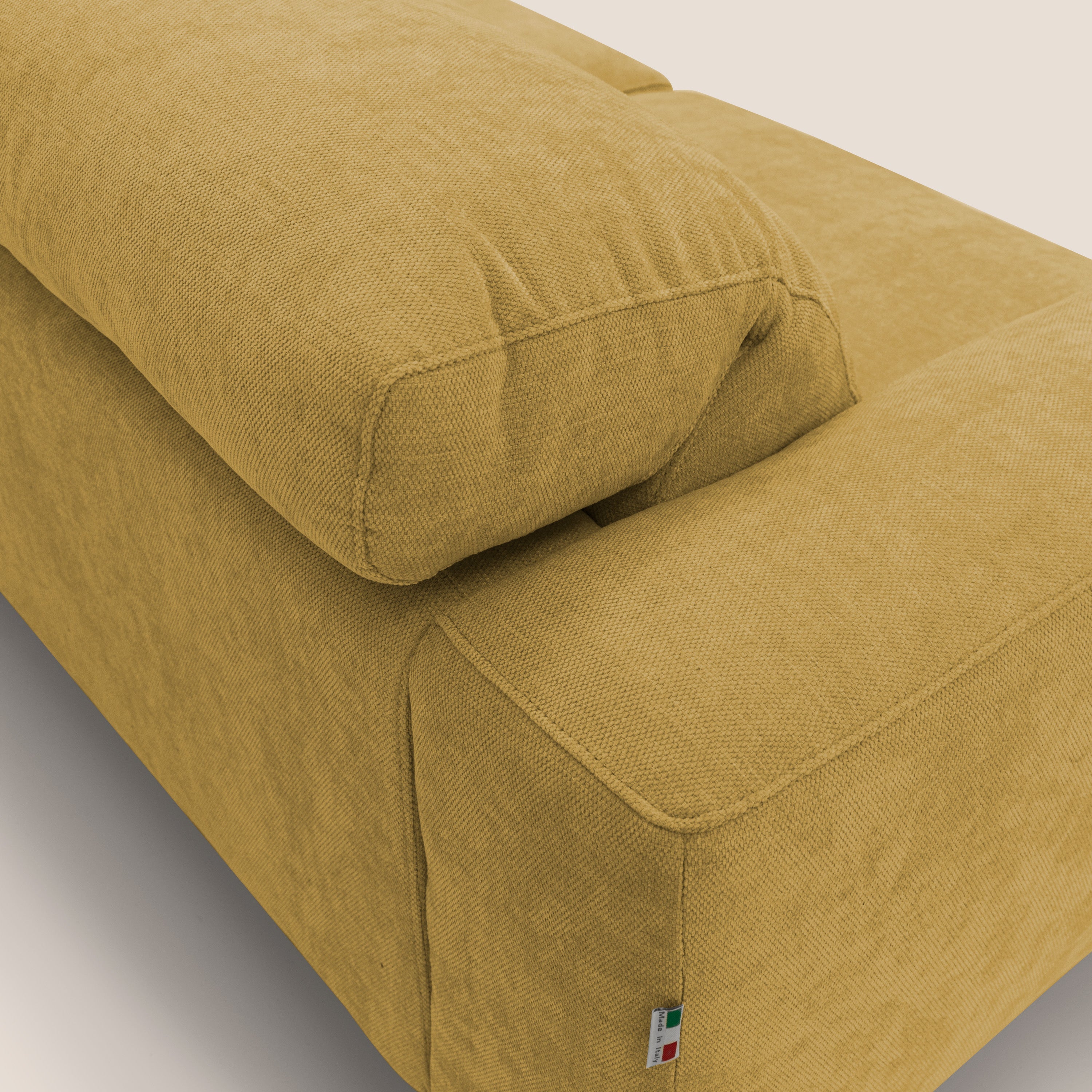 Sakura divano in piuma d'oca modulare componibile in morbido tessuto fiammato impermeabile T14 giallo - divani.store
