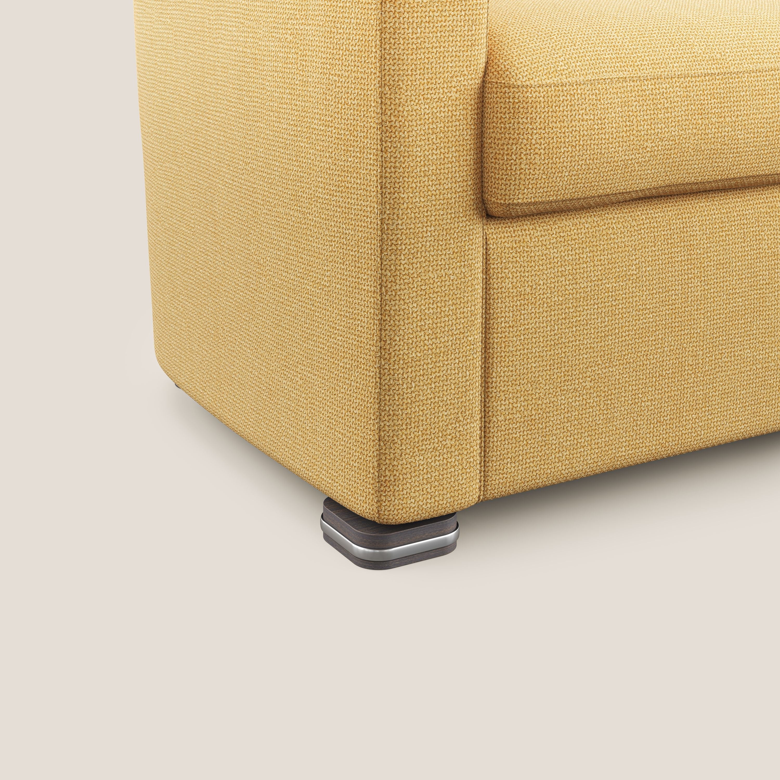 Cloe Poltroncina in tessuto smacchiabile con acqua QuickClean T08 giallo - divani.store