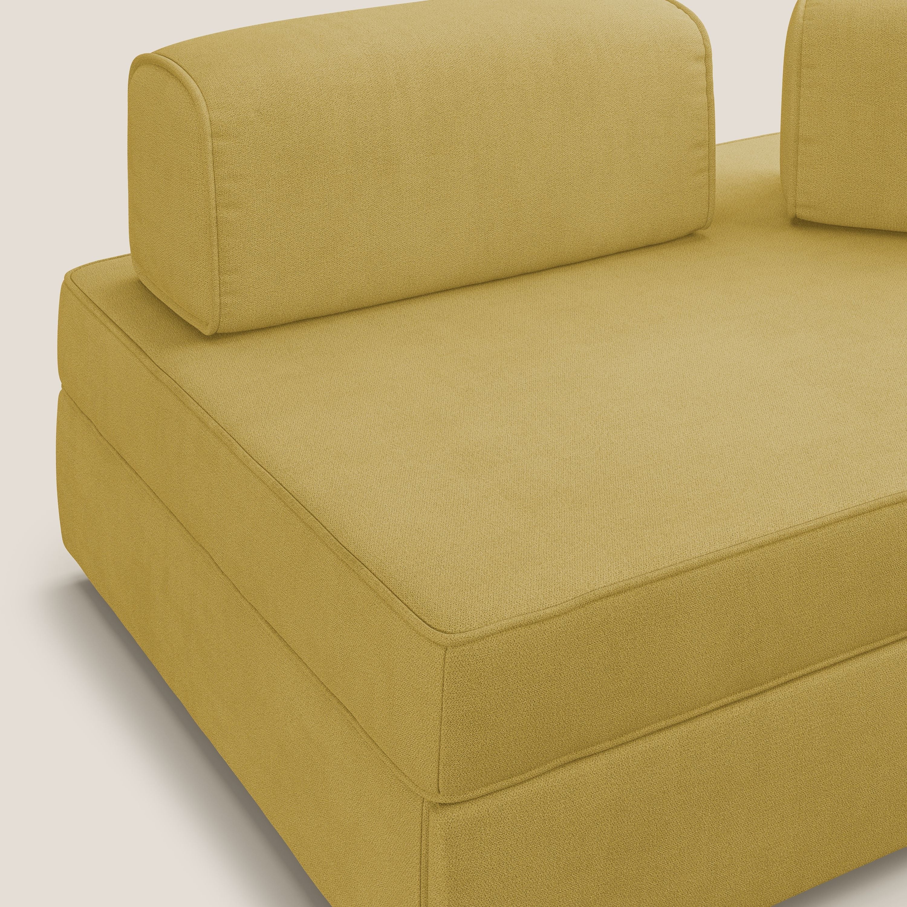 Liberty divano con pouf estraibile e schienali movibili in tessuto morbido impermeabile T02 giallo - divani.store