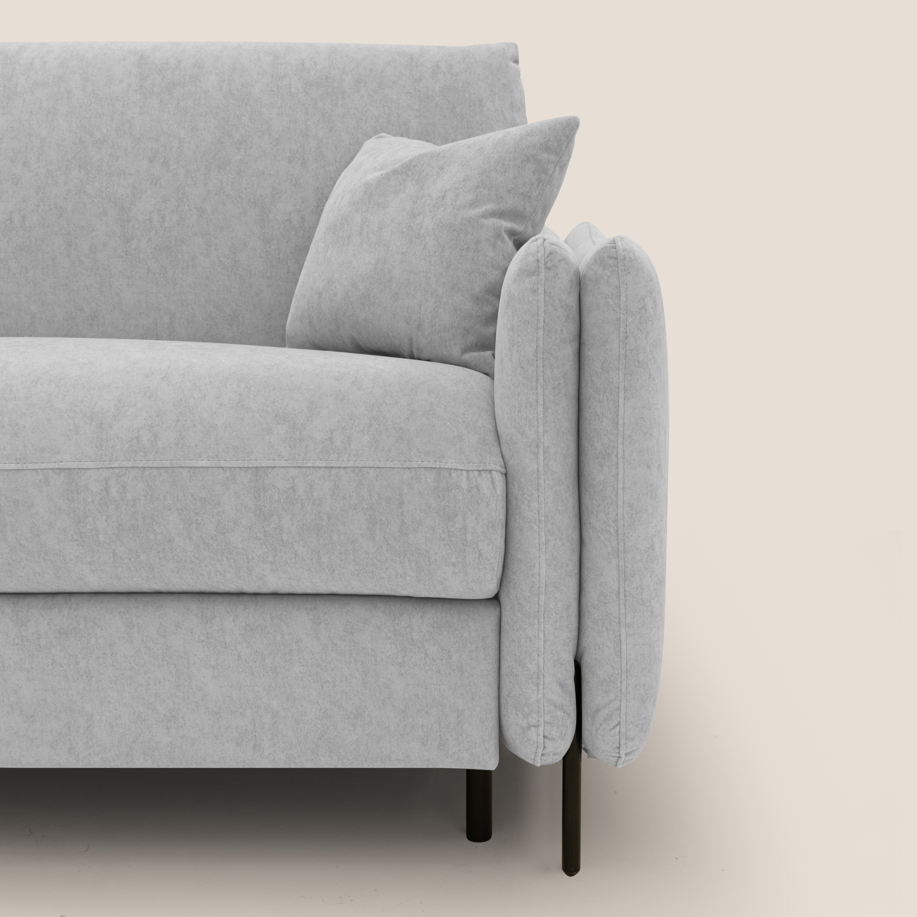 Gregory Divano letto con materasso h18 cm in microfibra effetto velluto impermeabile T09 grigio chiaro - divani.store