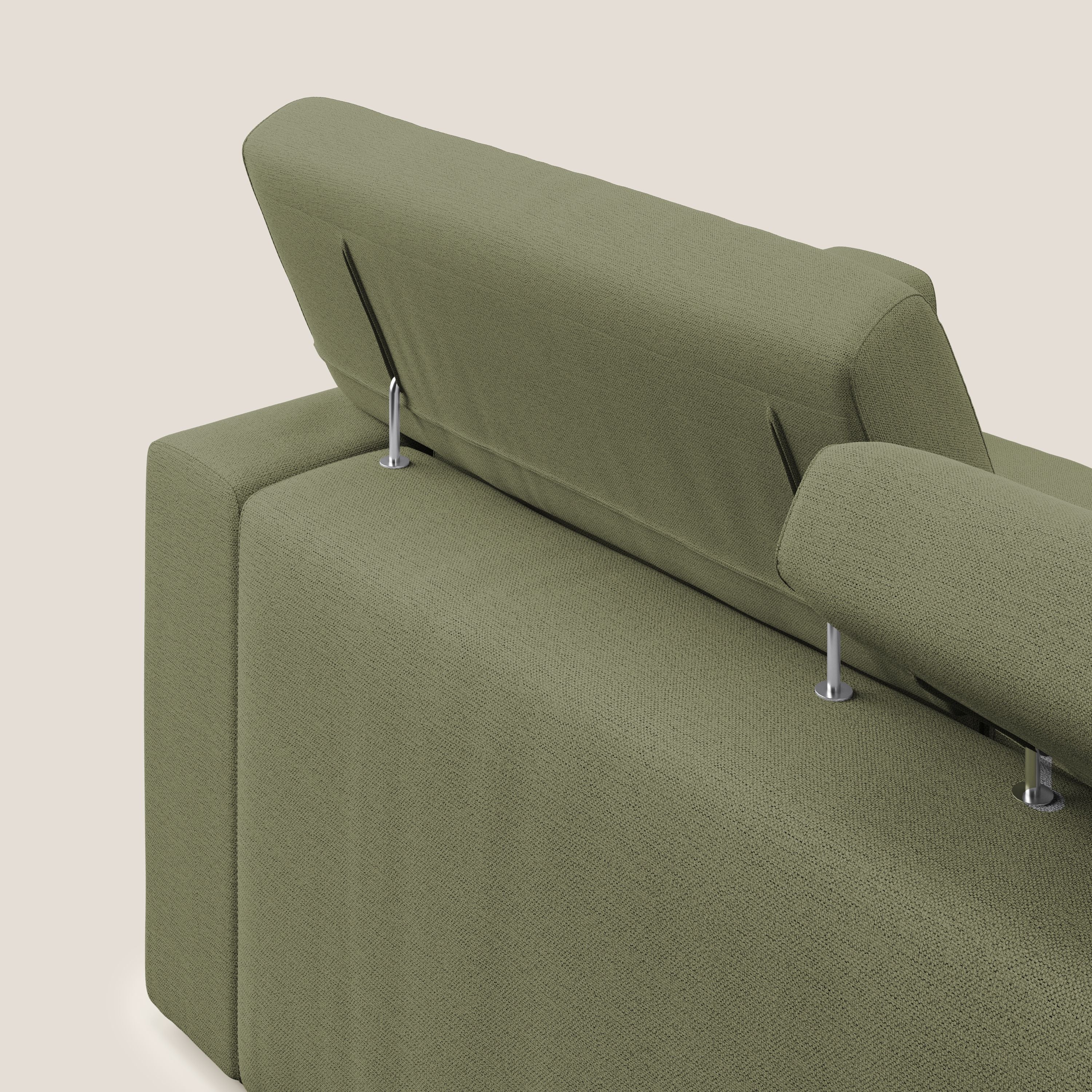 Dylan divano a 3 sedute con pouf estraibile poggiapiedi in tessuto fiammato simil cotone impermeabile T19 verde - divani.store