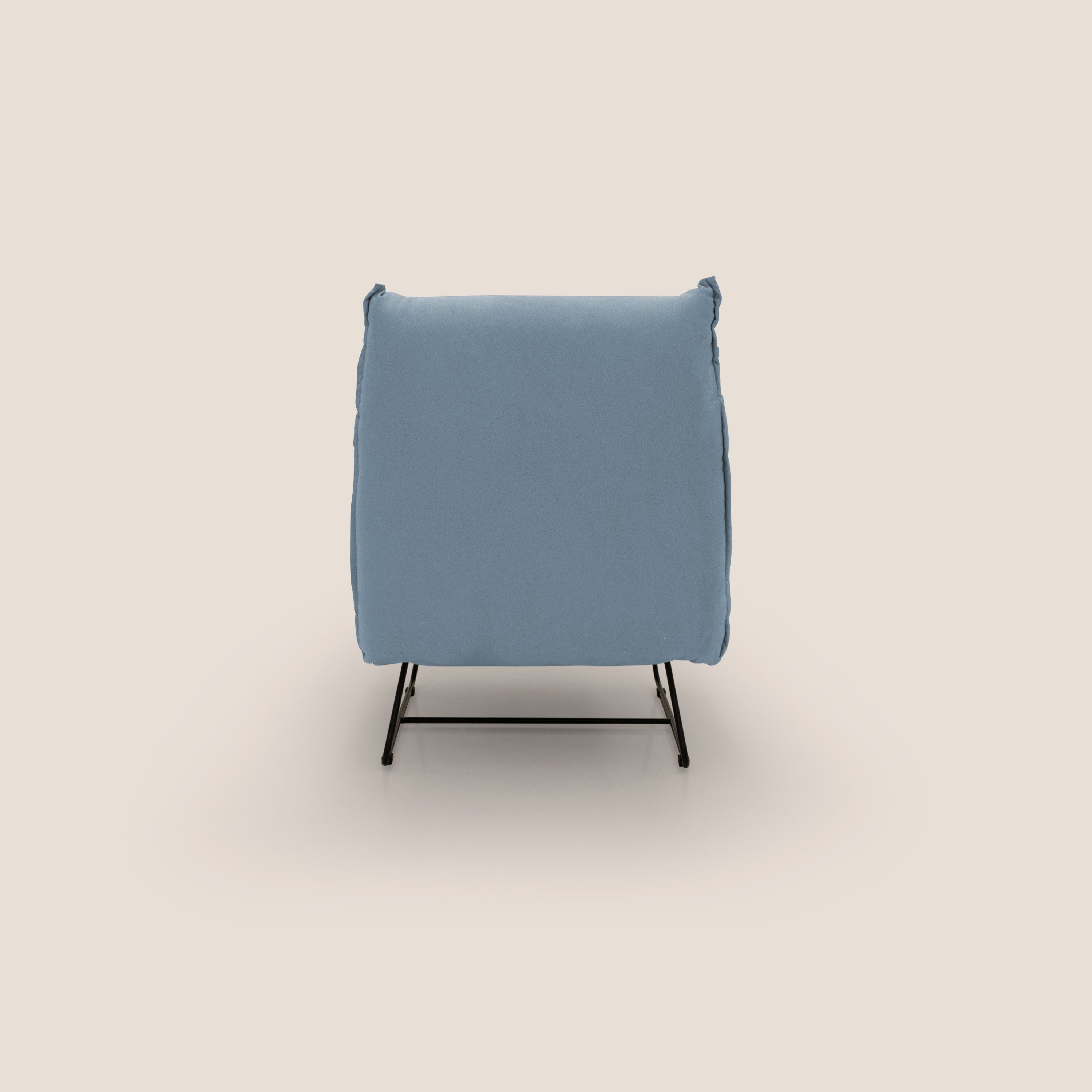 Tessa Poltroncina dal design moderno in morbida microfibra smacchiabile T11 carta da zucchero - divani.store