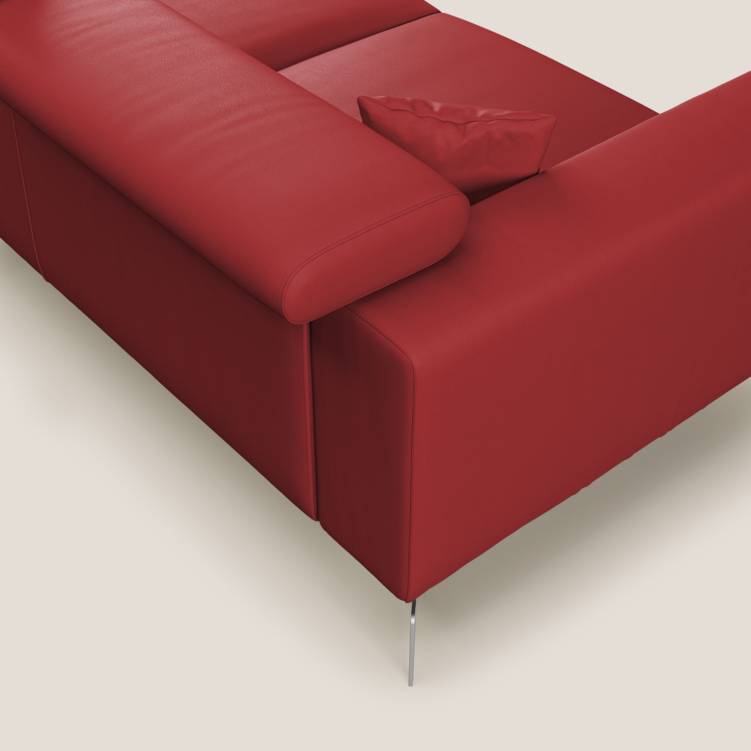 Blade Divano moderno angolare con poggiatesta reclinabili in Ecopelle T04 rosso - divani.store