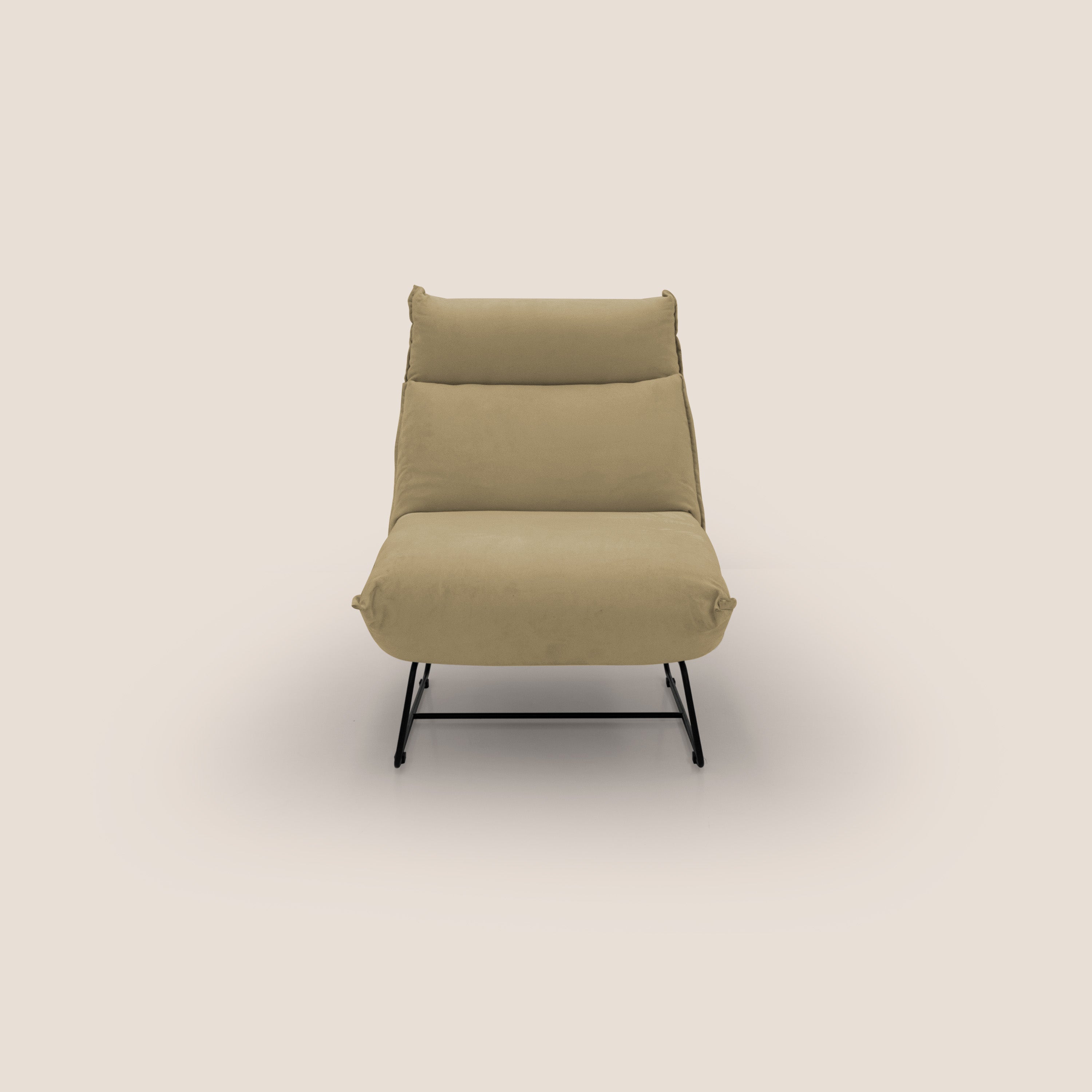 Tessa Poltroncina dal design moderno in morbida microfibra smacchiabile T11 beige - divani.store