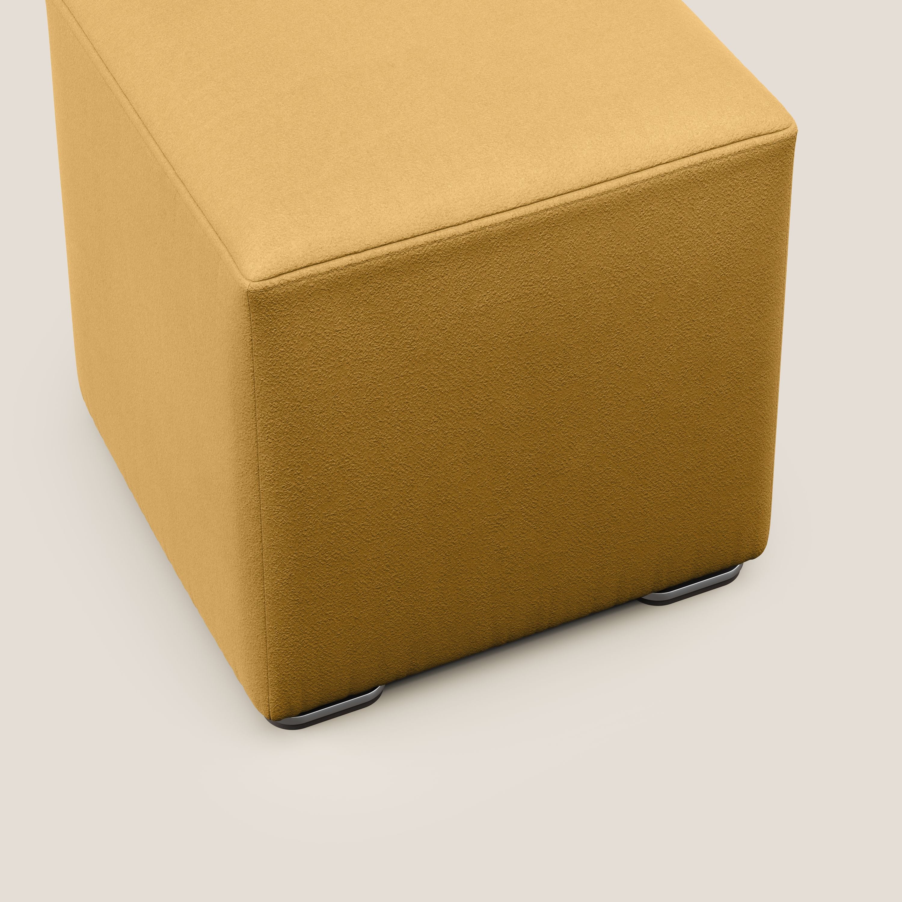 Cube pouf in microfibra smacchiabile T11 giallo - divani.store