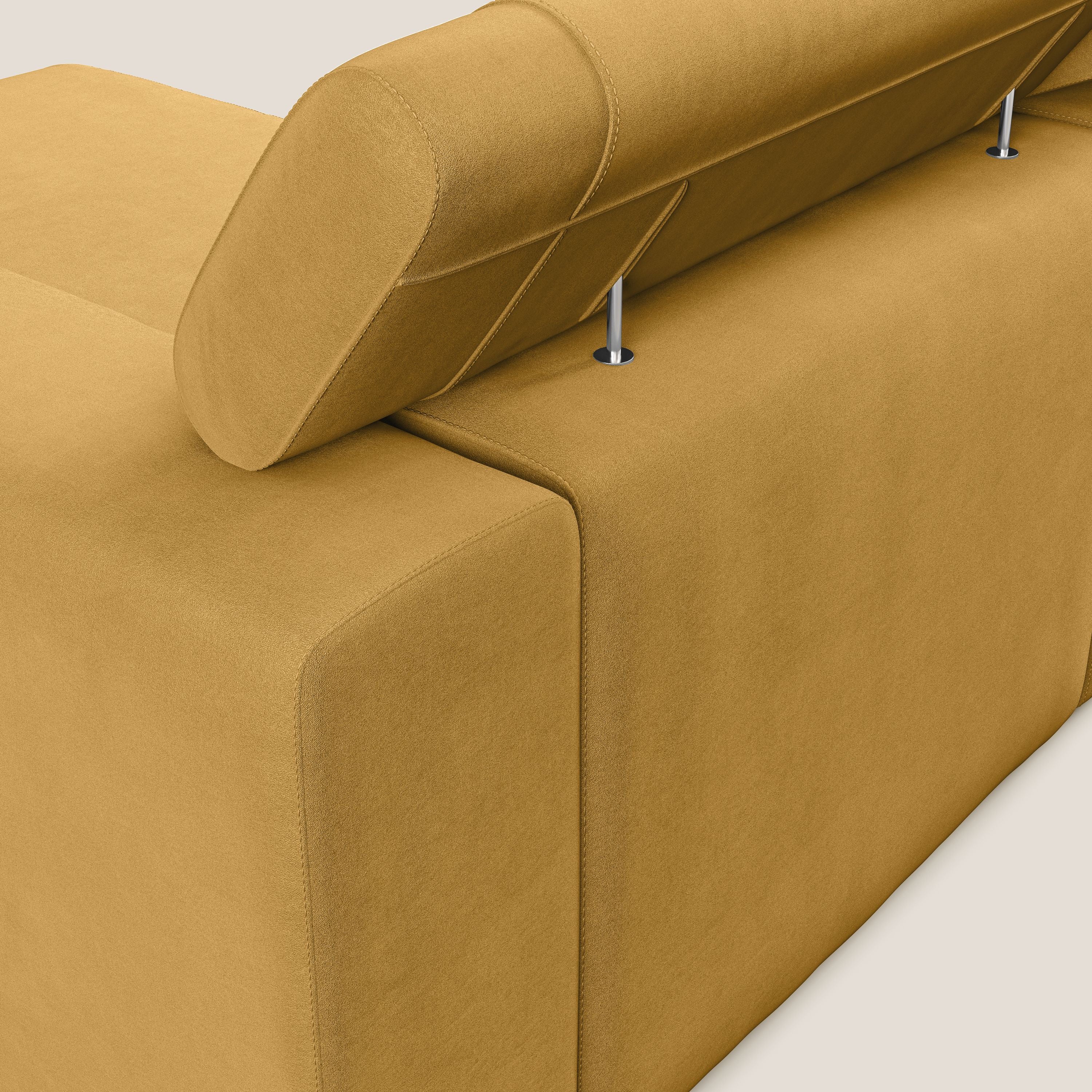 Vegas divano angolare con poggiatesta reclinabili in microfibra impermeabile T11 giallo - divani.store